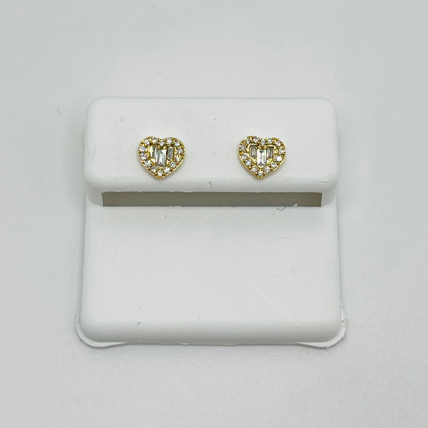 14k Gold Baguette Heart with Diamond Border