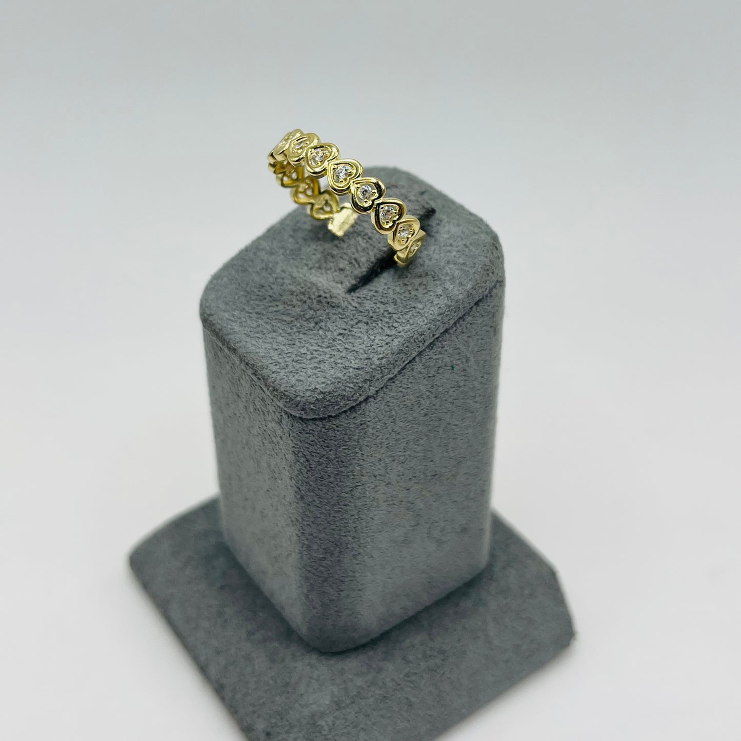 14k Gold Band Heart Ring