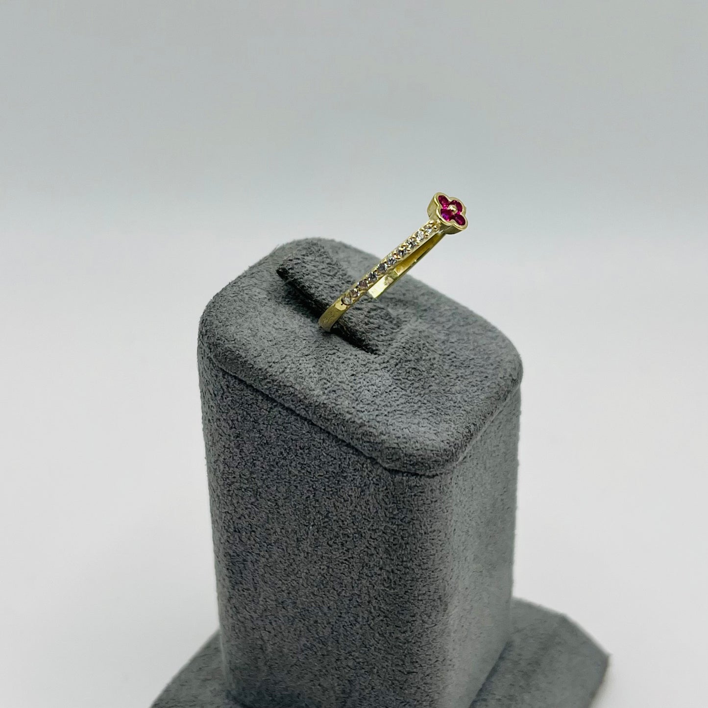 10k Gold Mini Pink Clover Ring