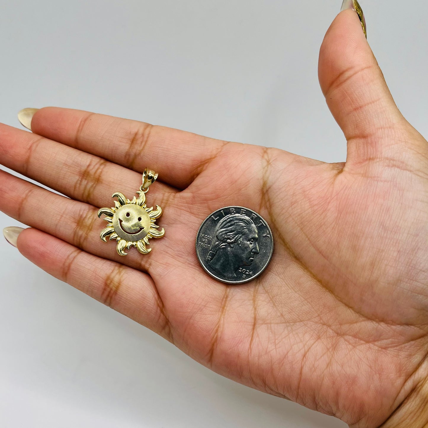 10k Gold Smiling Sun Charm