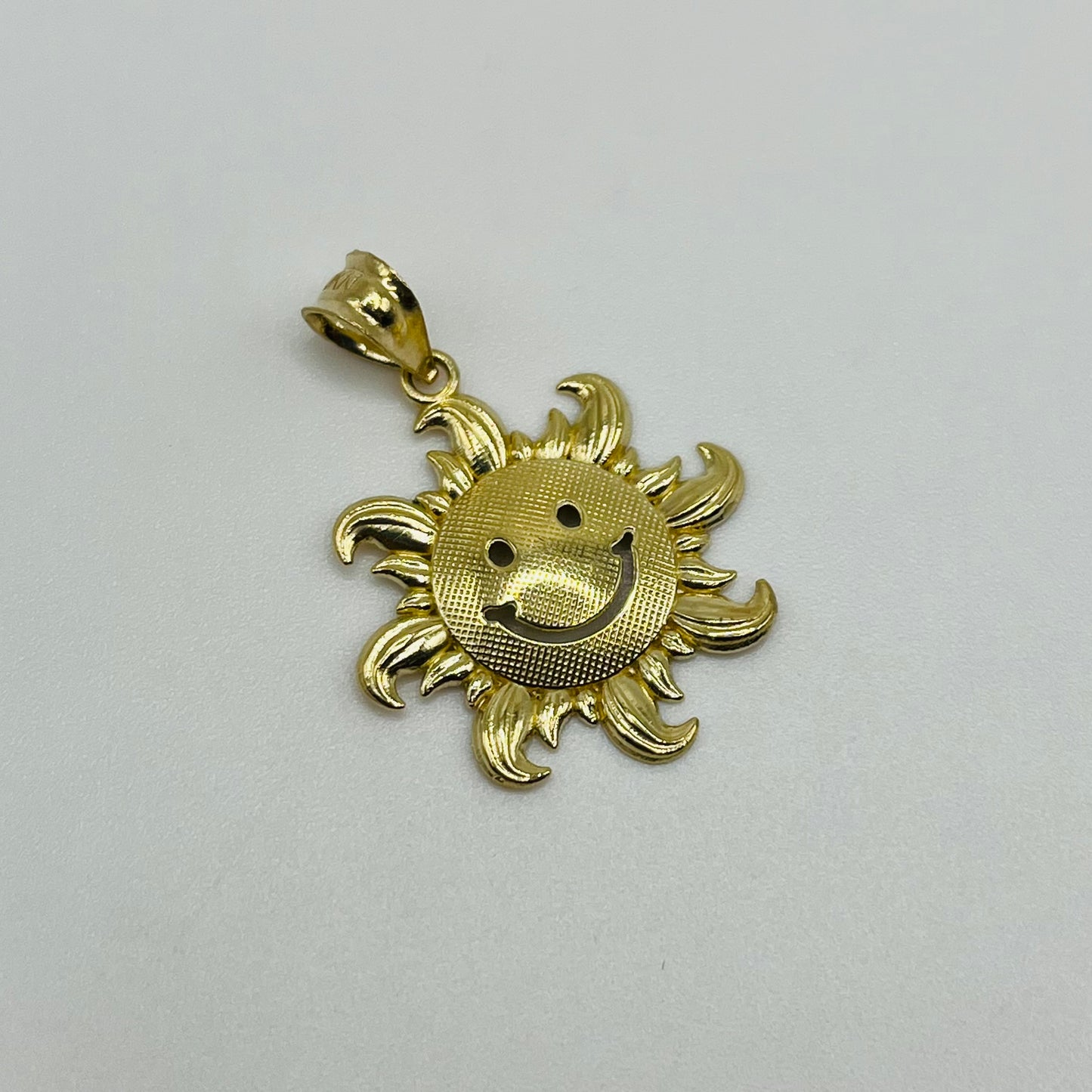 10k Gold Smiling Sun Charm