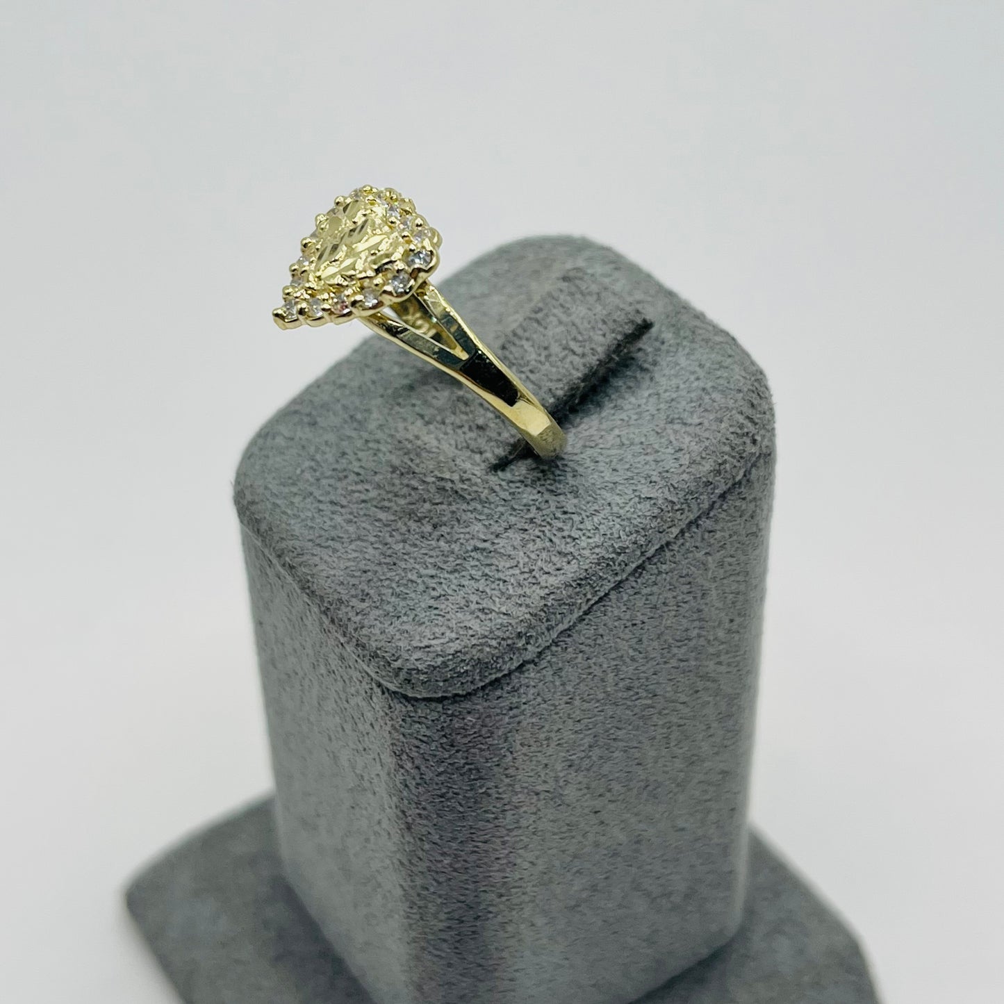 10k Gold Cz Nugget Heart Ring (S)