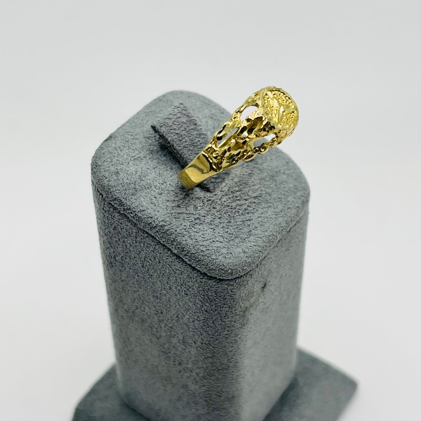 10K Gold Nugget Benzo Ring