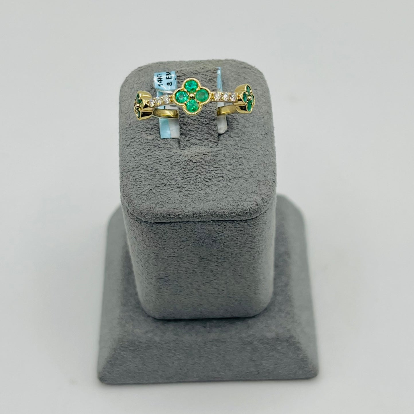 14K Gold Diamond and Emerald Clover Ring
