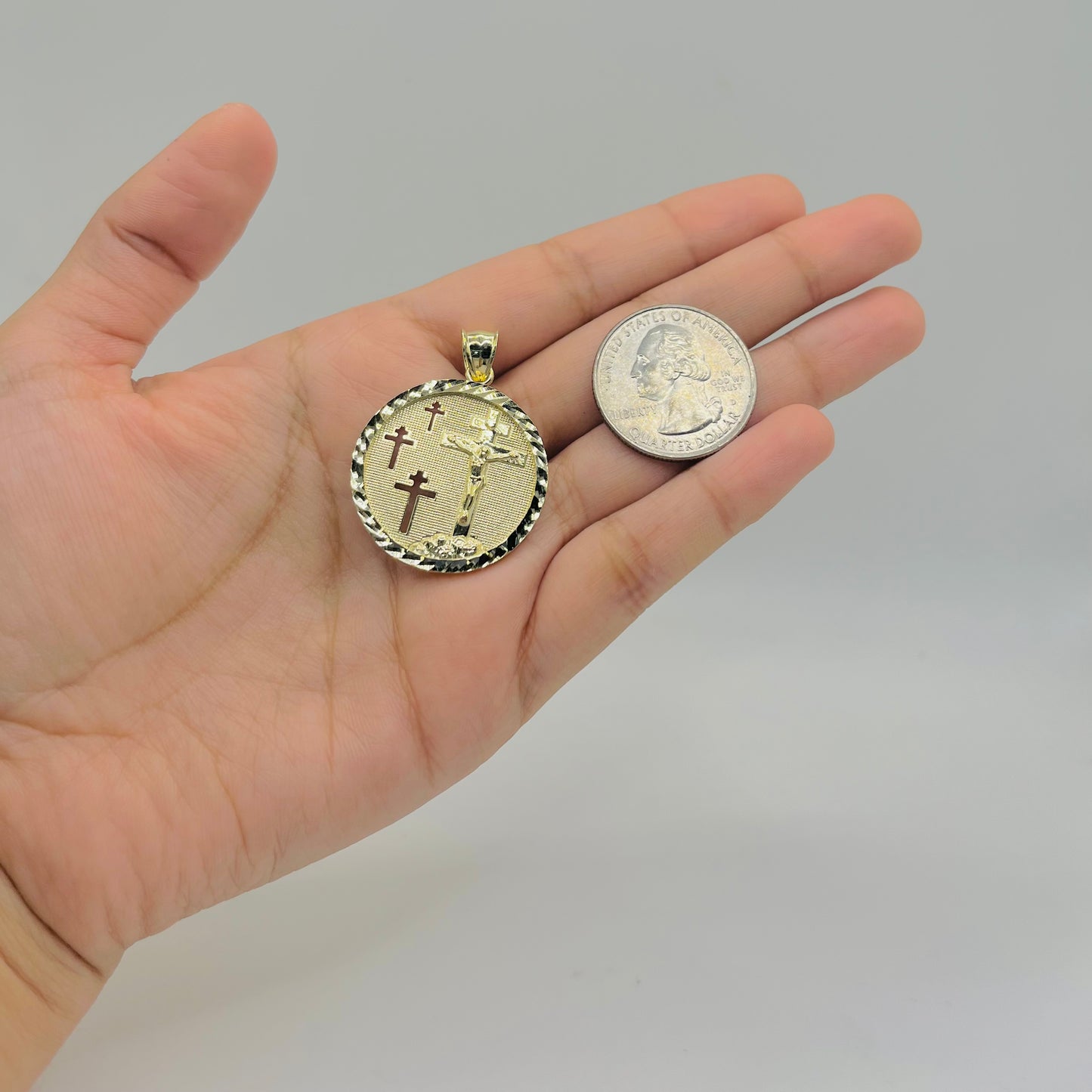 10k Gold Pillars of Jesus Charm