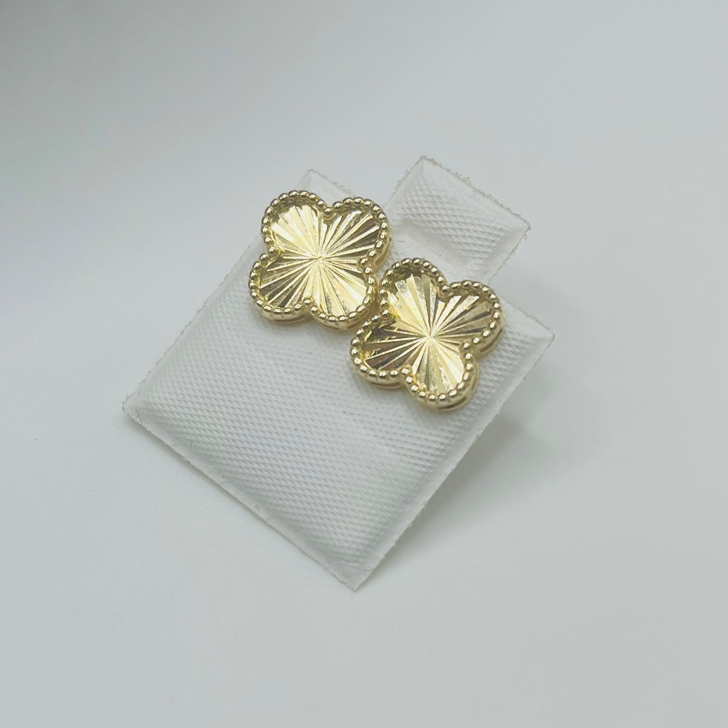 10k Gold Fancy Clover Earrings