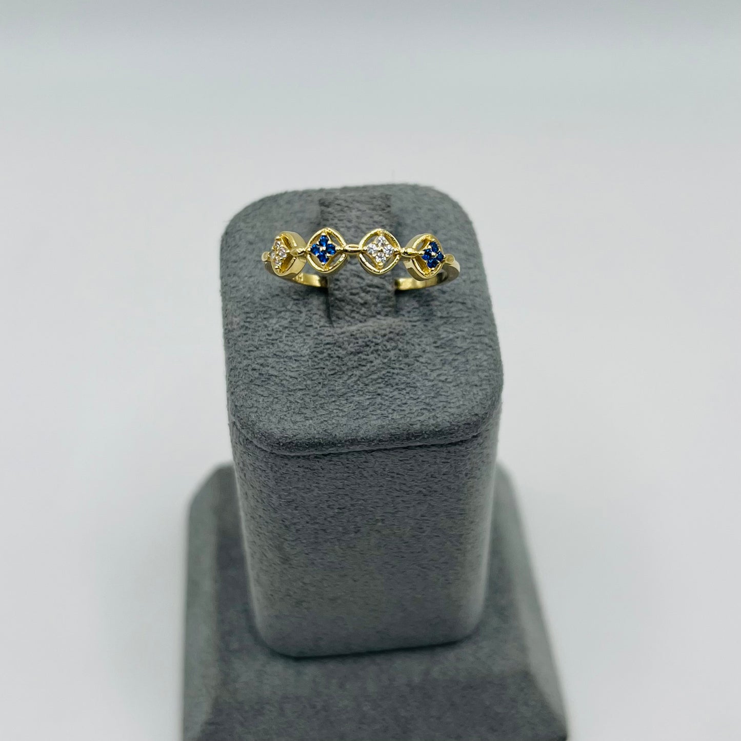 14k Gold Clover Cascade Royal Blue Ring
