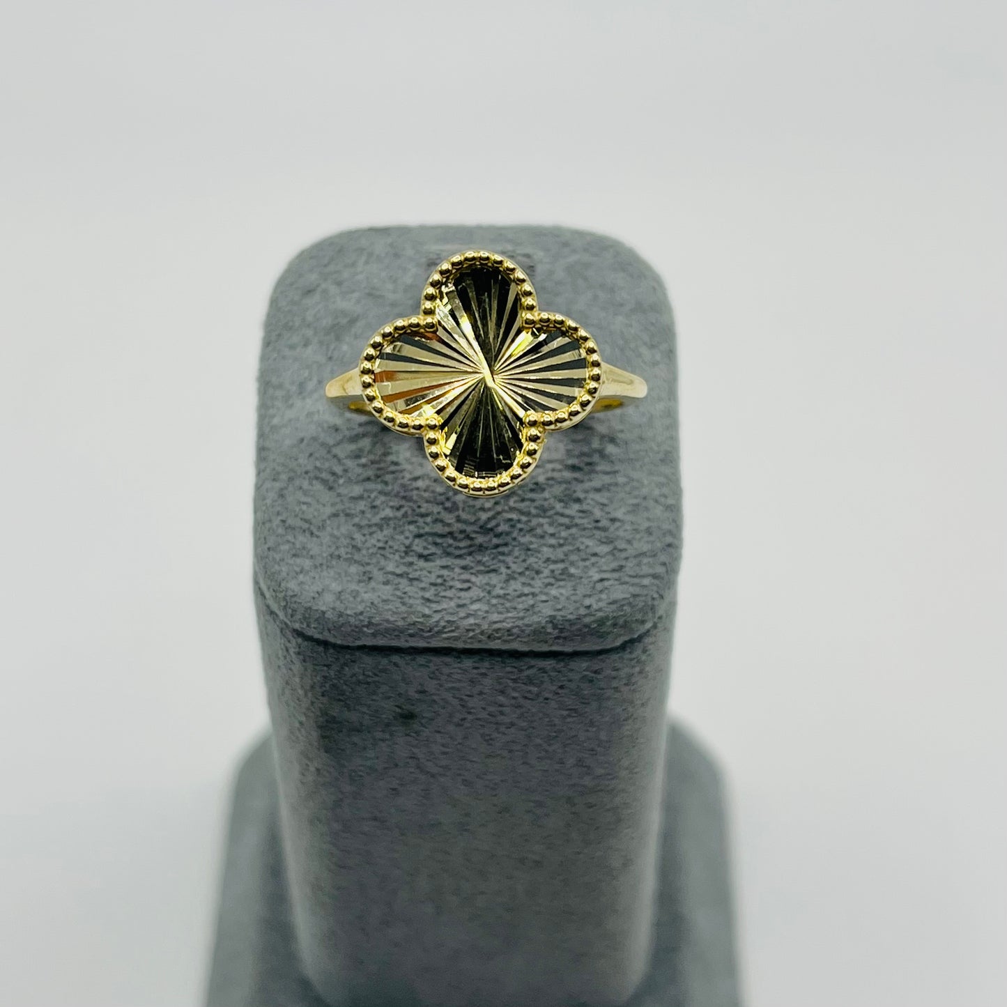 10K Gold Fancy Clover Ring