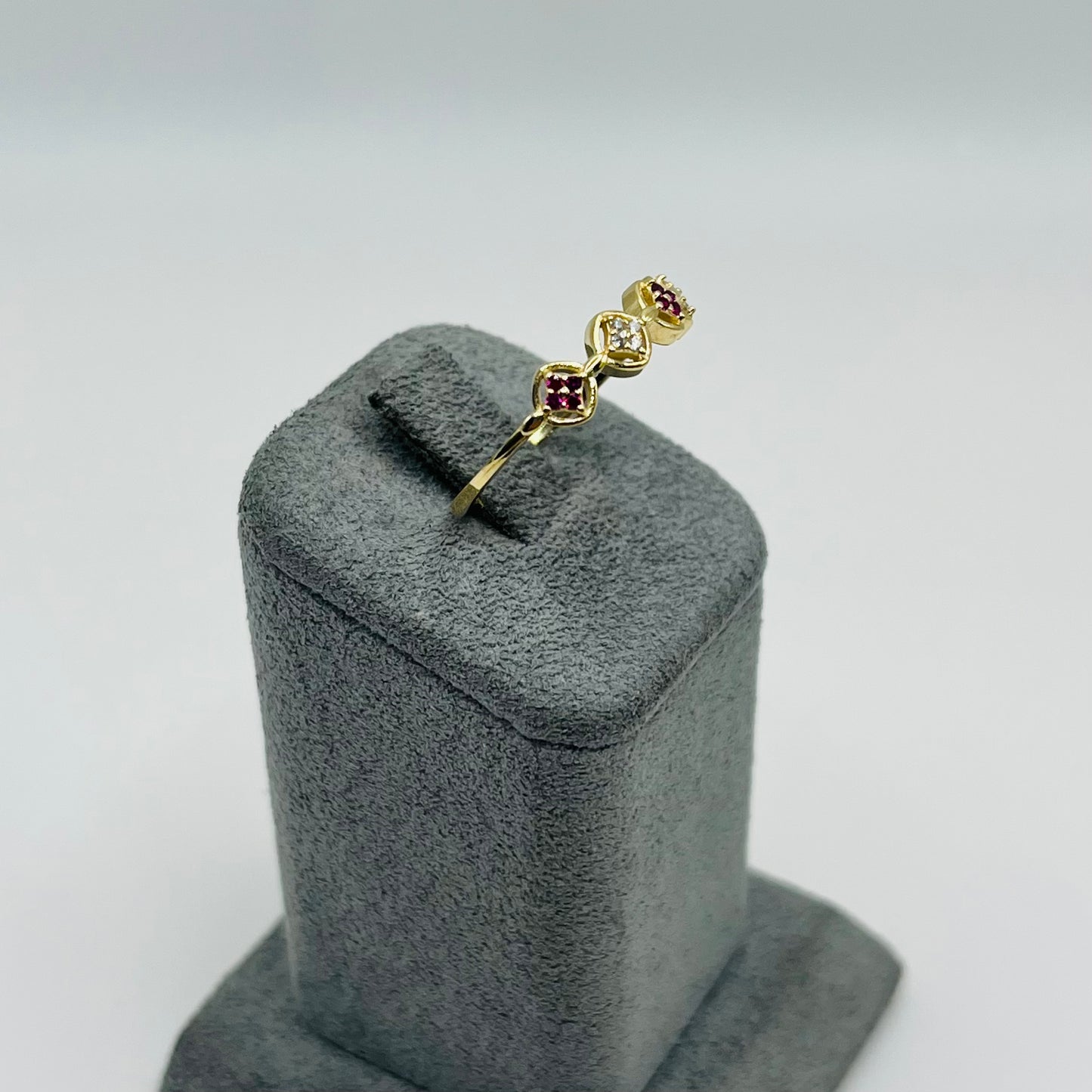 14k Gold Clover Cascade Ruby Ring