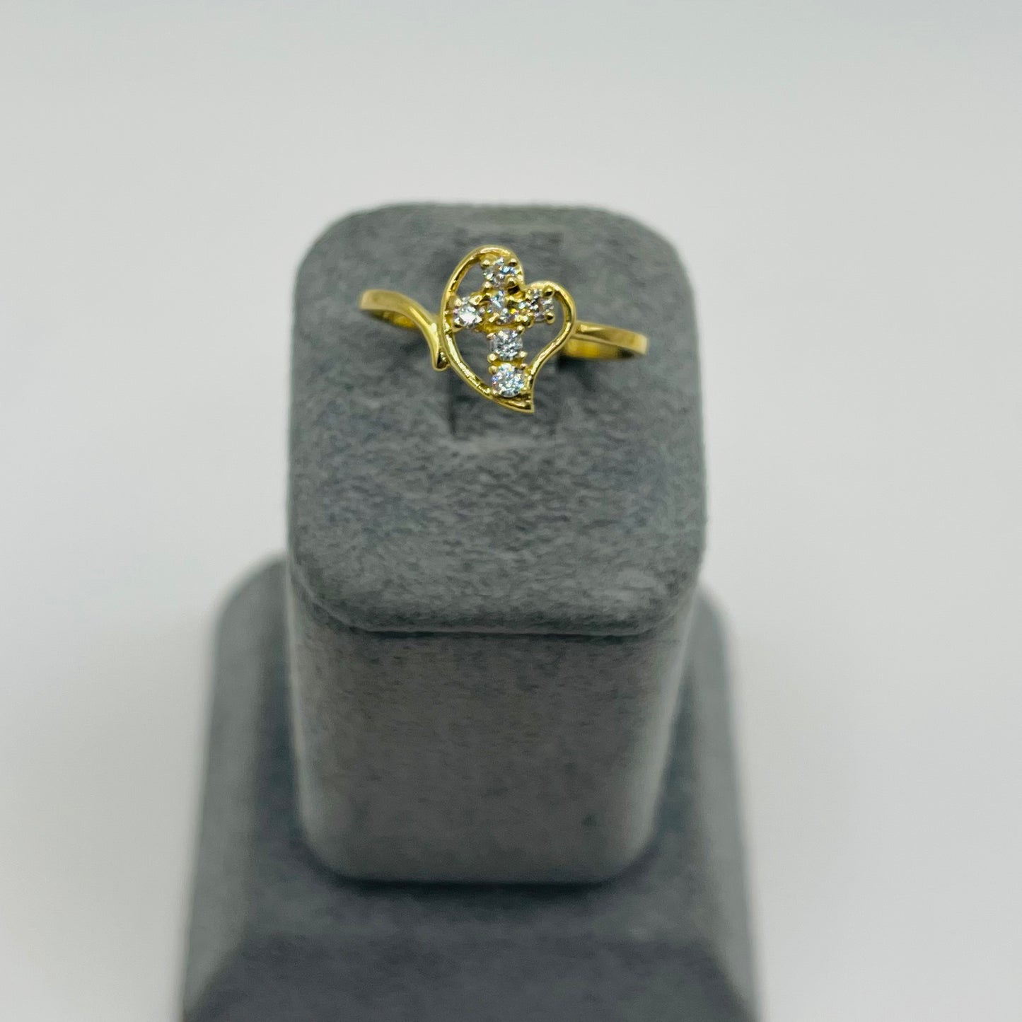 10k Gold Drifting Heart CZ Cross Ring