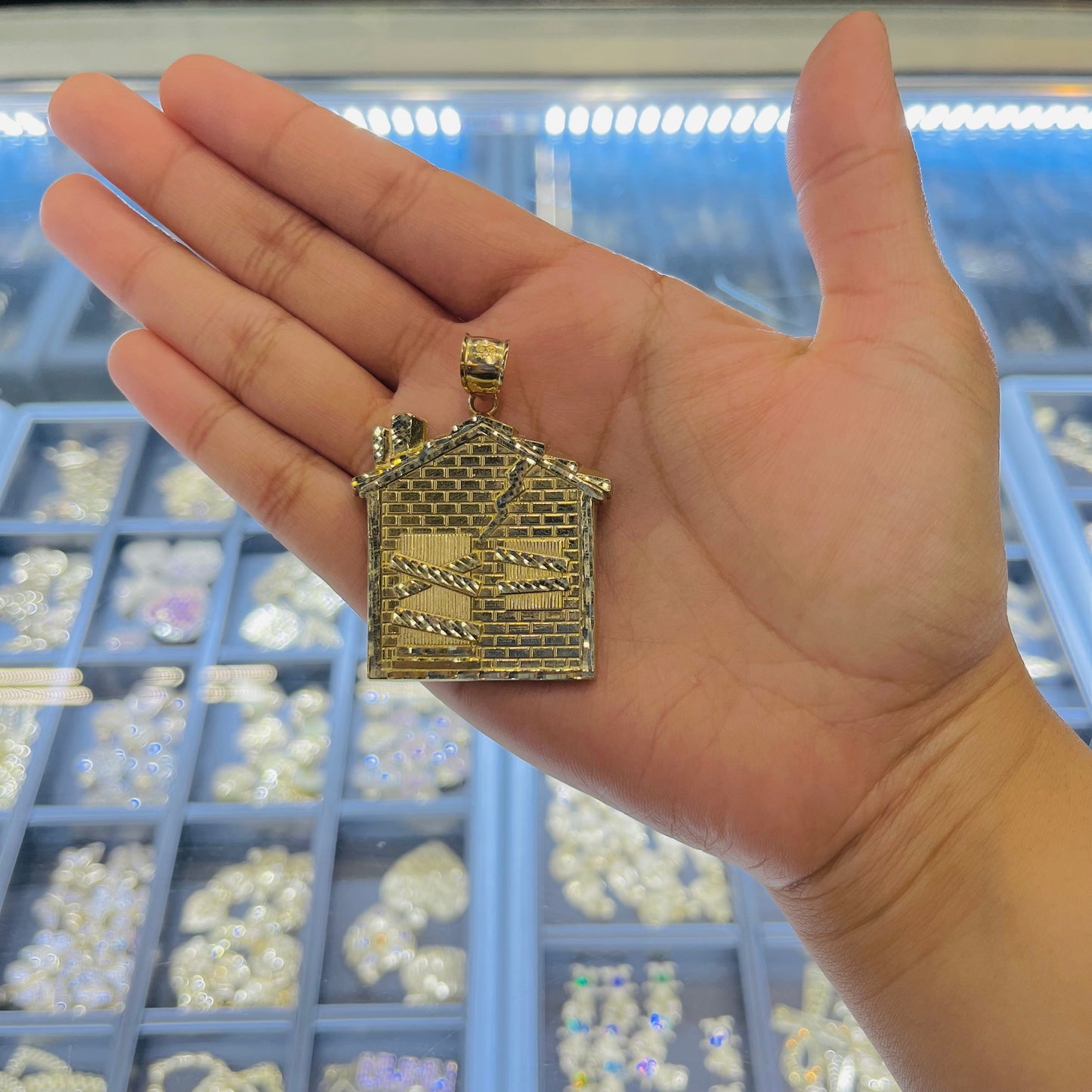 10k Gold Large Trap House Charm
