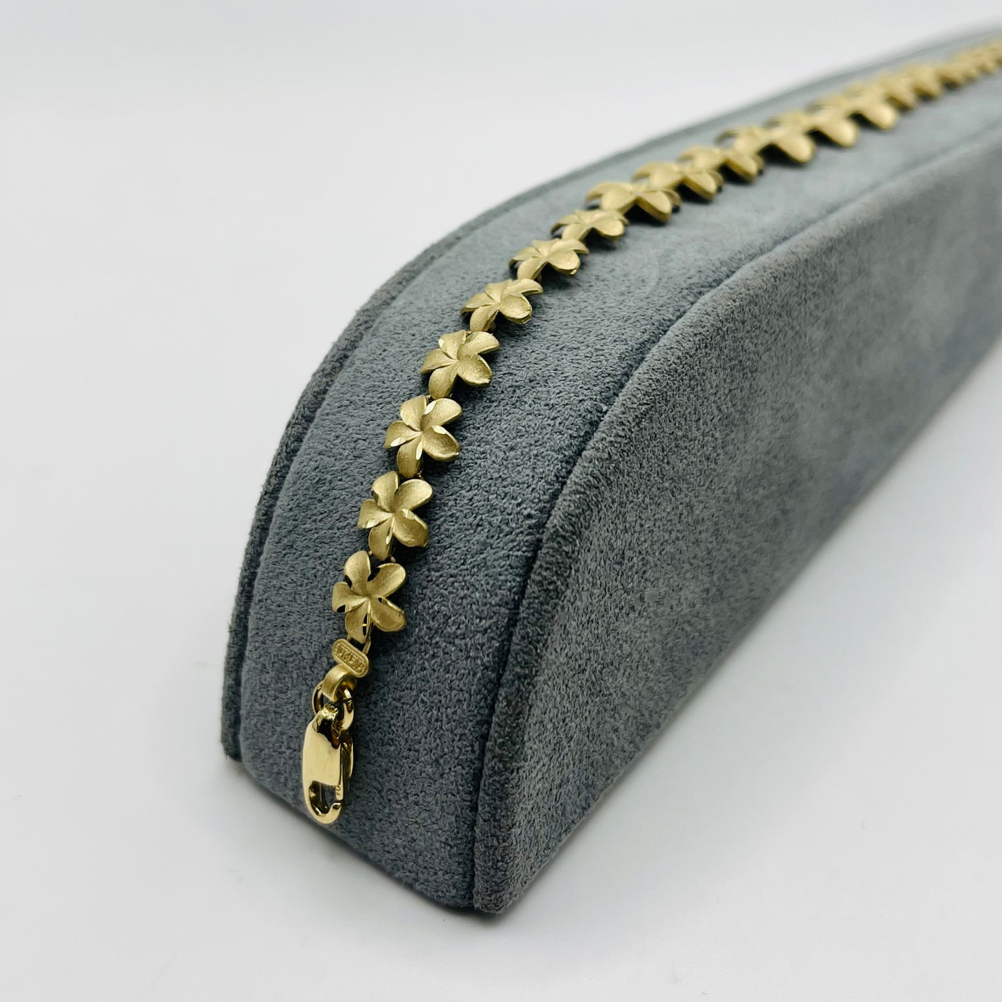 10k Gold Satin Hibiscus Bracelet (SML-LRG)