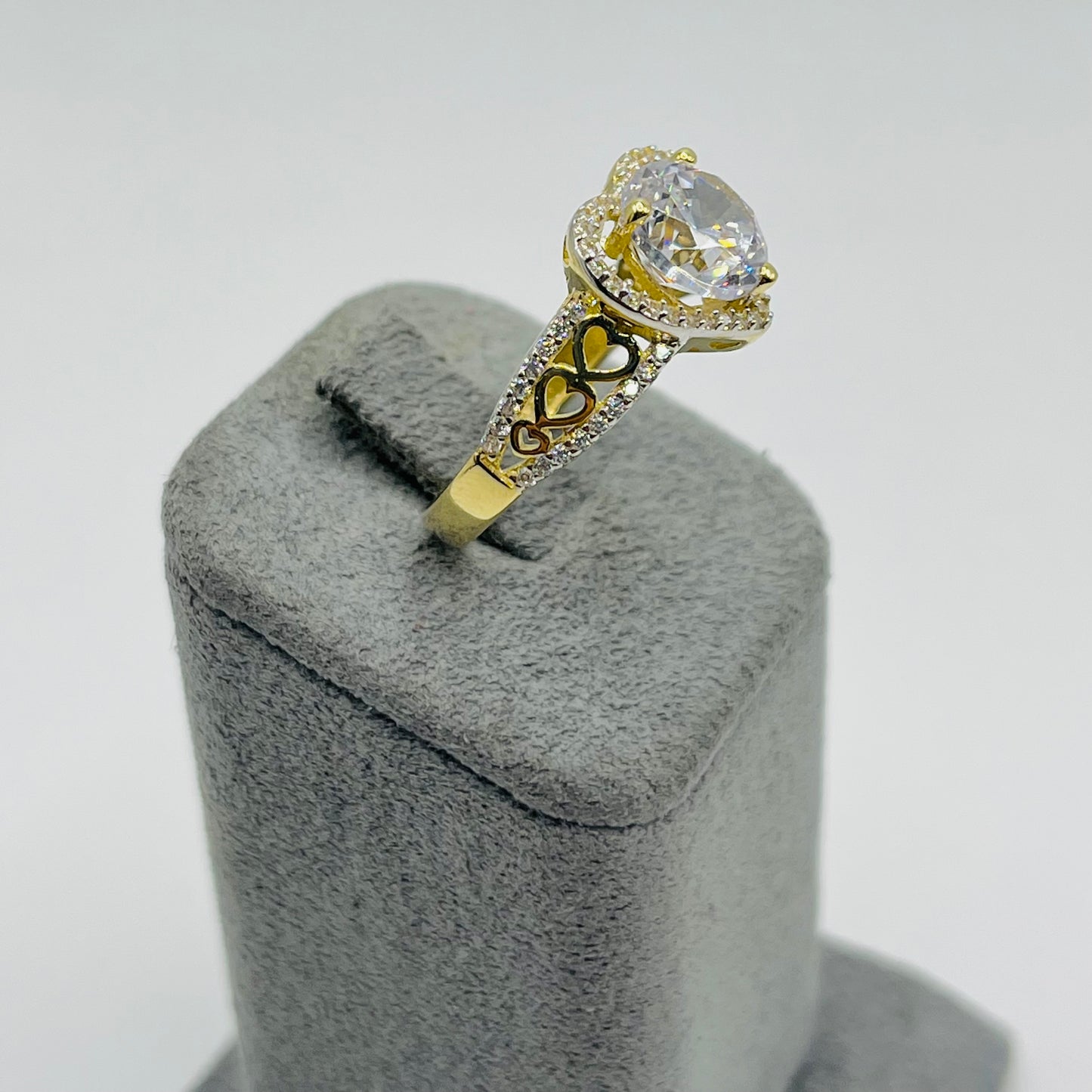 10k Gold Romantic Cz Heart Ring