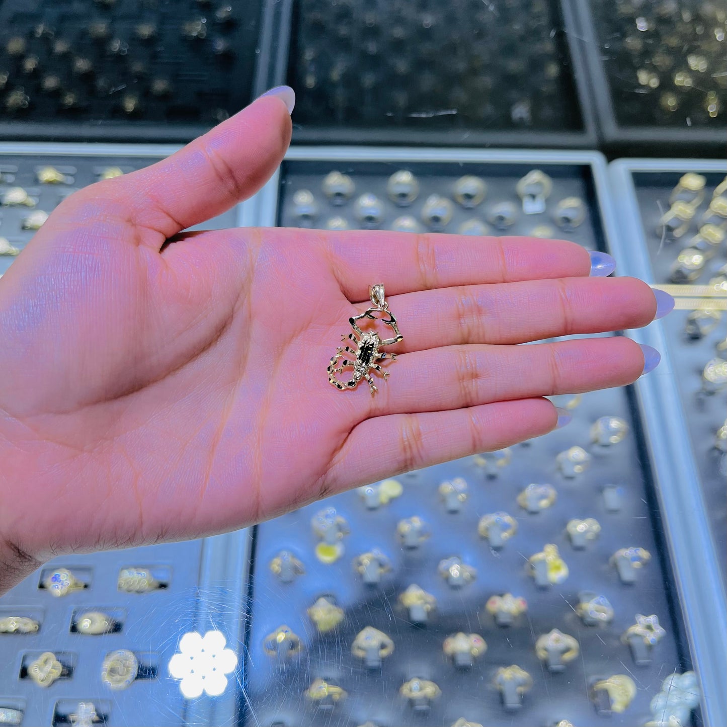 10K Gold Scorpion Charm (M)