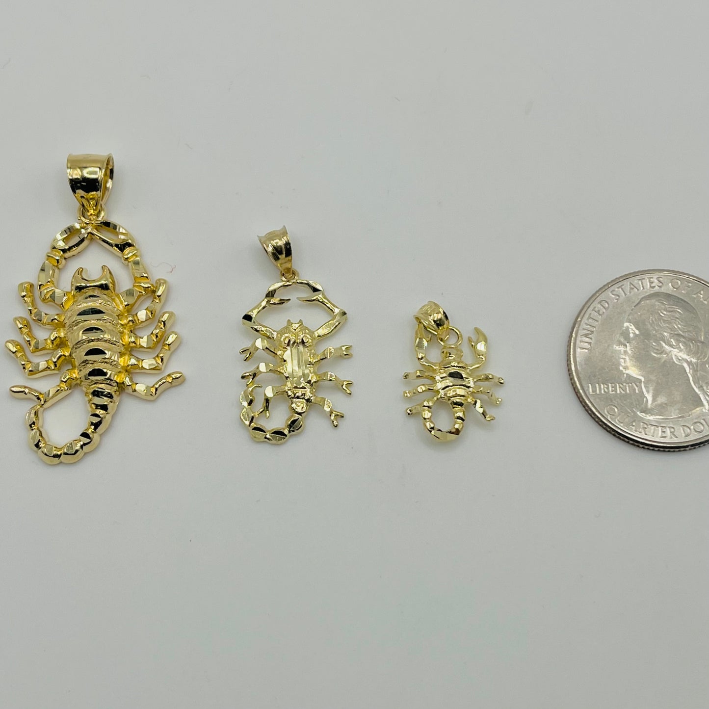 10k Gold Scorpion Charm (L)