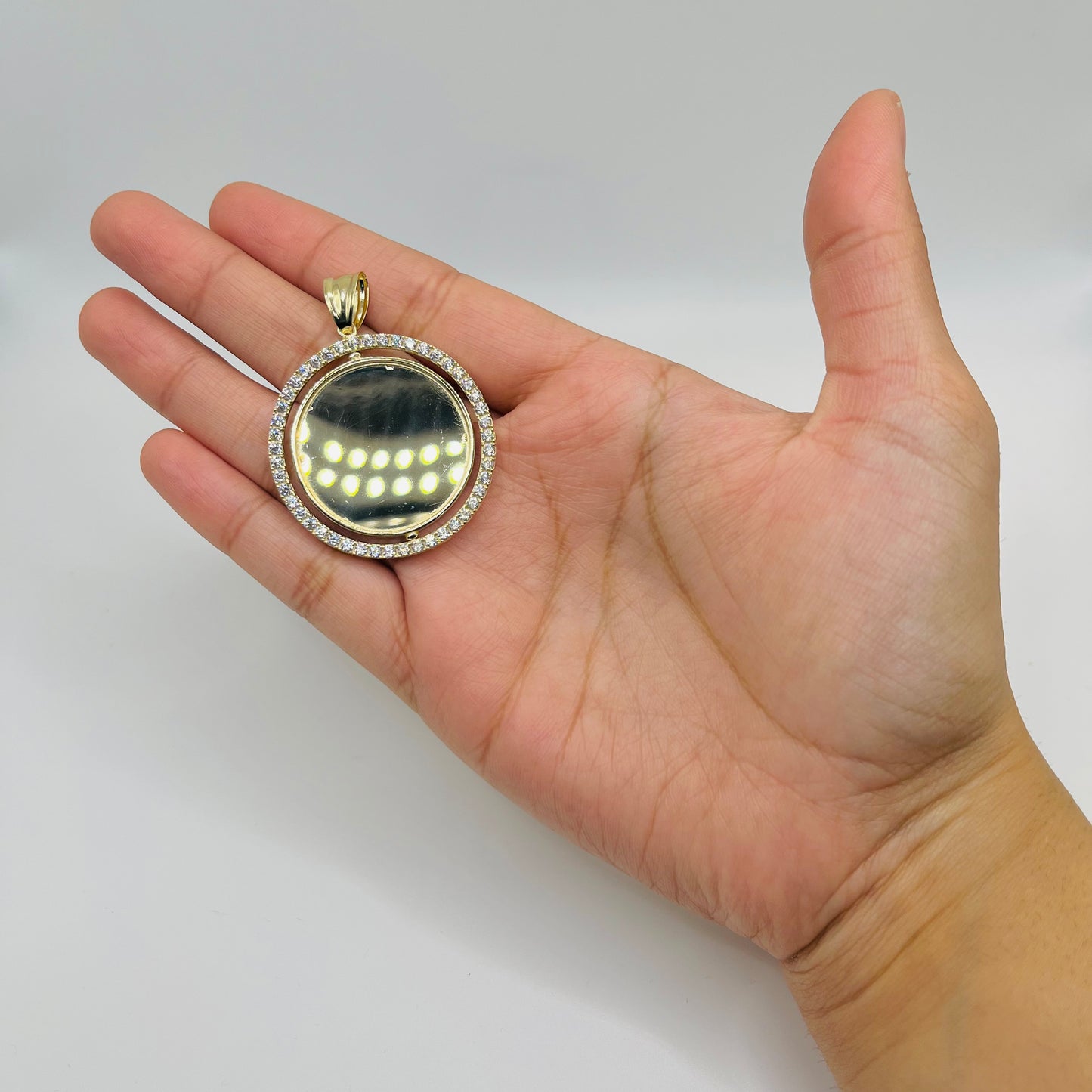 10k Gold Spinning Picture Pendant Large