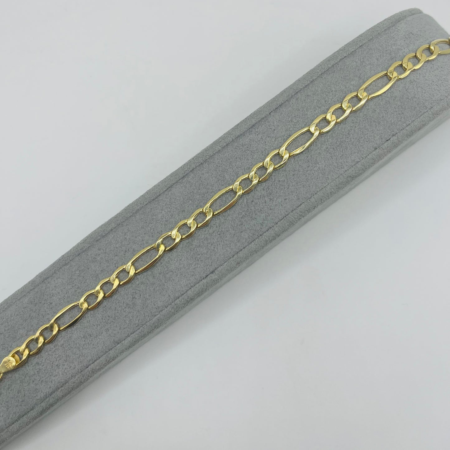 14K Gold 5.5mm Hollow Figaro Bracelet