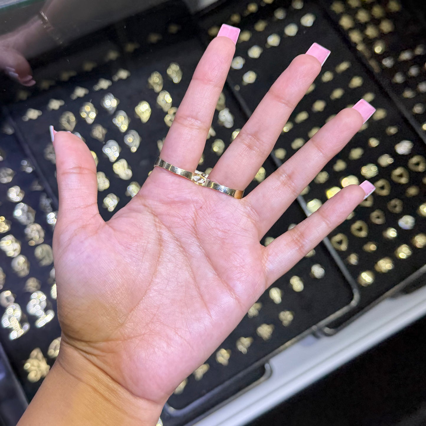 10k Gold Dc Two Finger Ring (S)