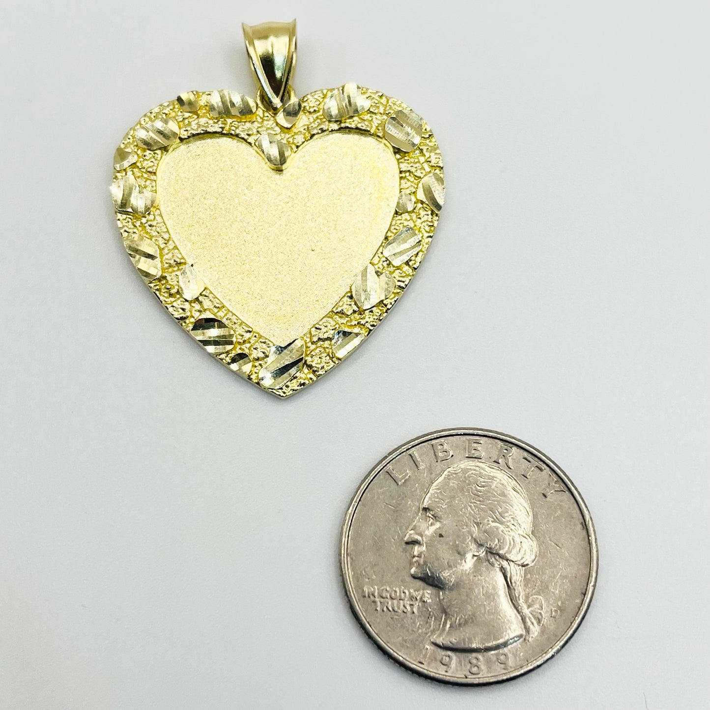 10K Gold Heart Nugget Border Picture Pendant