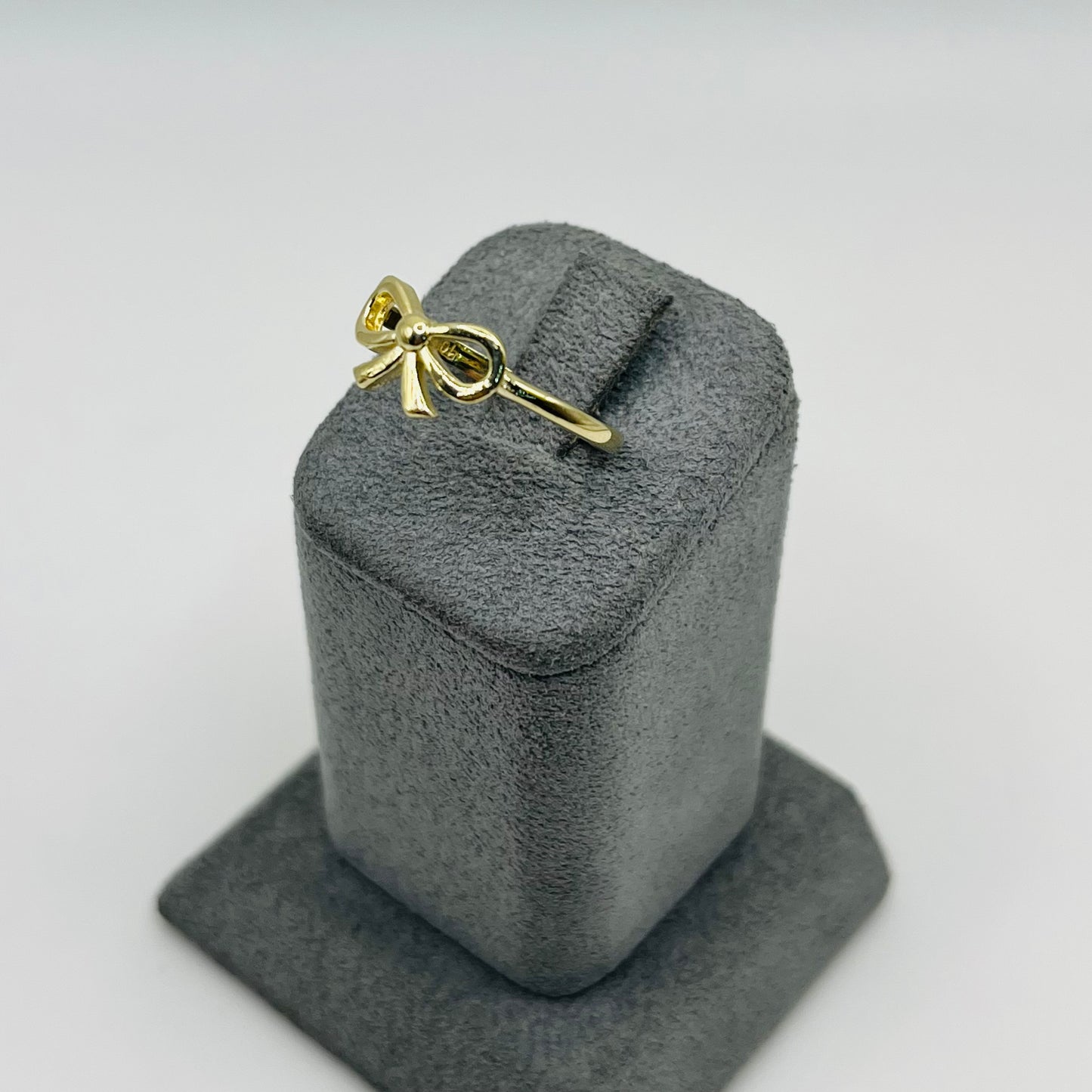 10K Gold The Eternelle Bow Ring
