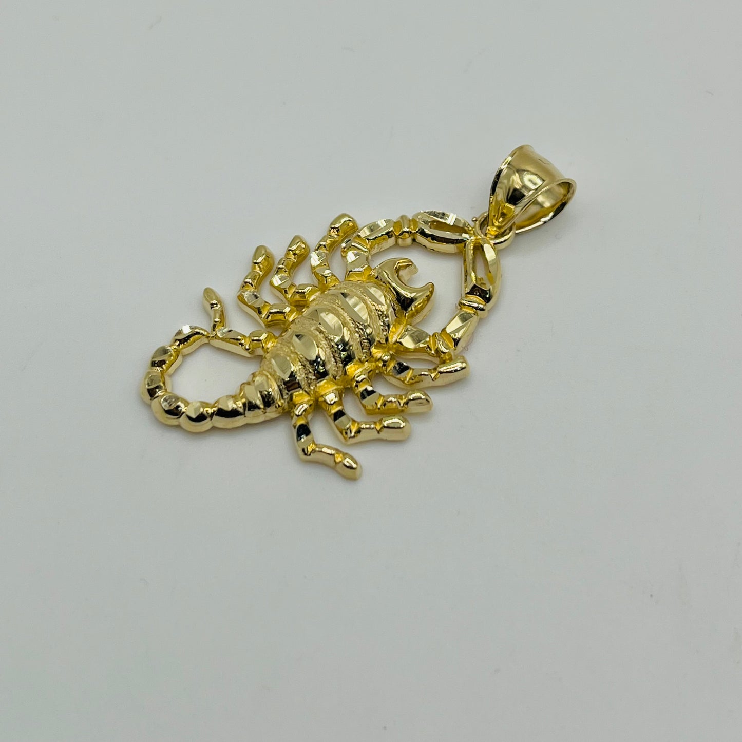 10k Gold Scorpion Charm (L)