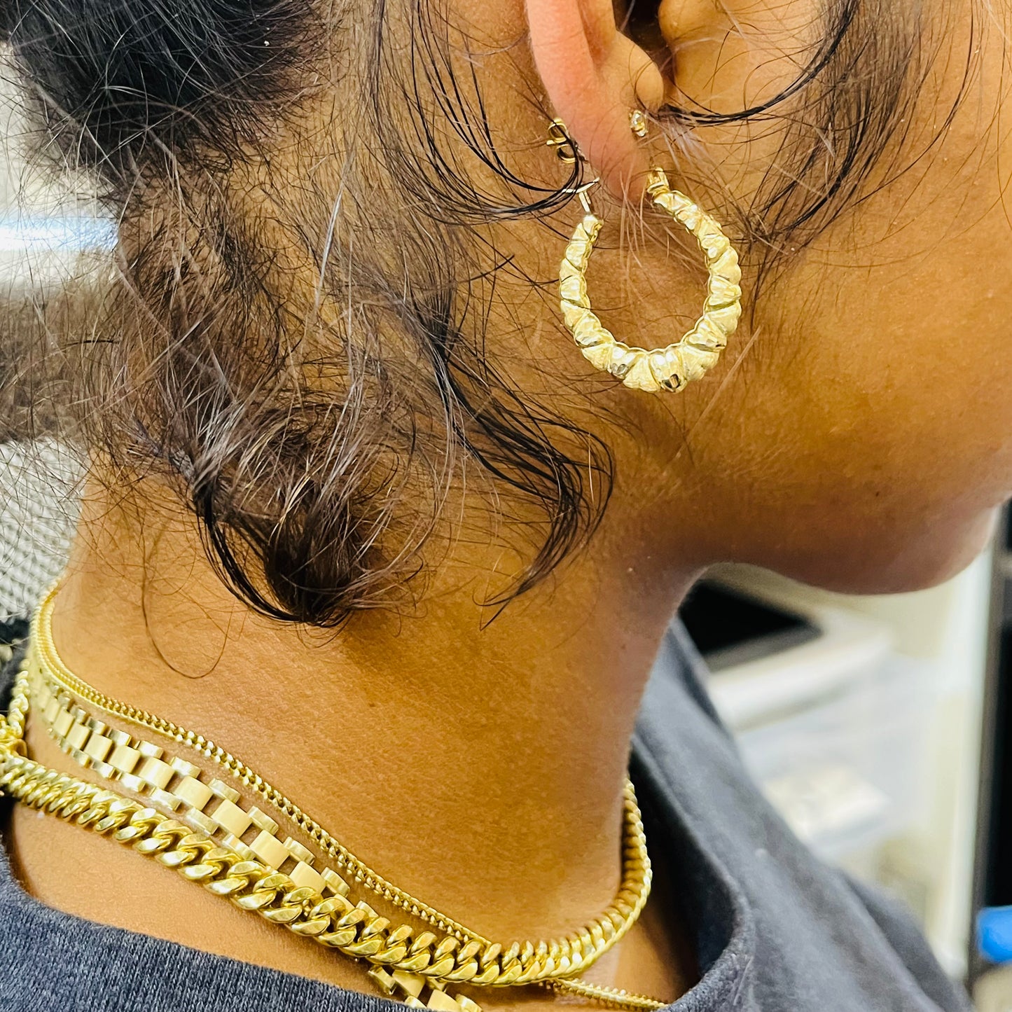10K Gold All Heart Oval Hoops