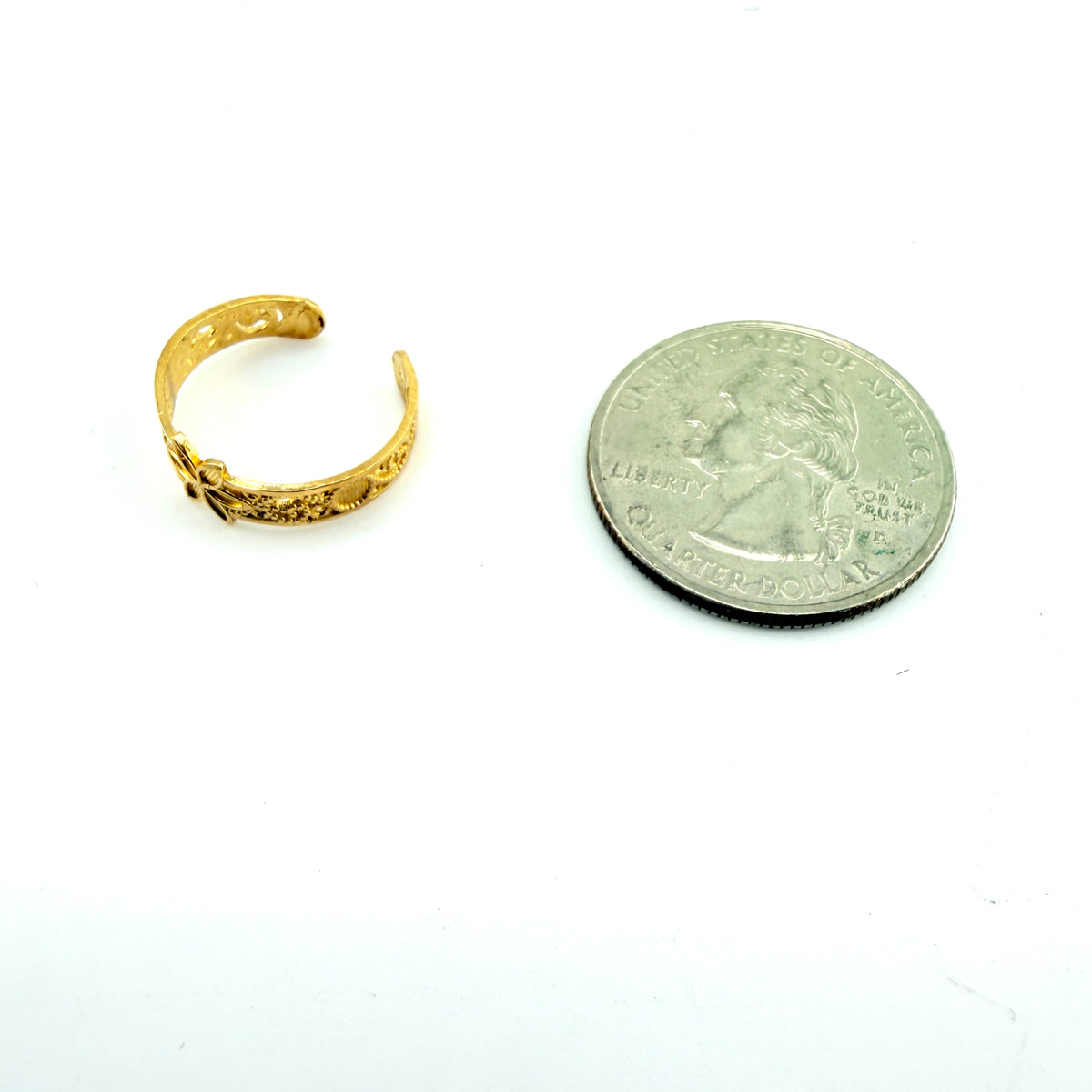 10K Gold Star Flower Toe Ring