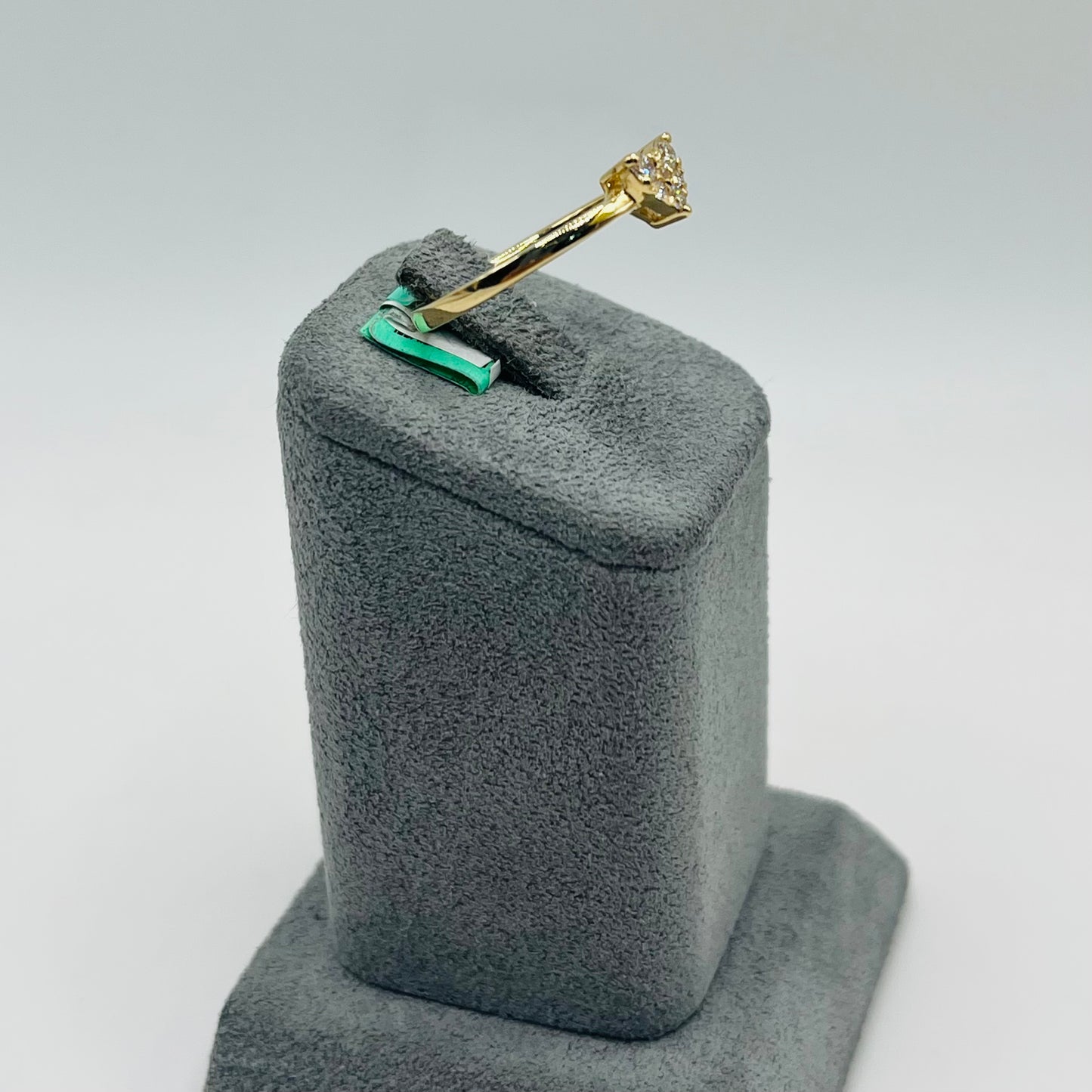 14k Gold Diamond Cluster Heart Ring