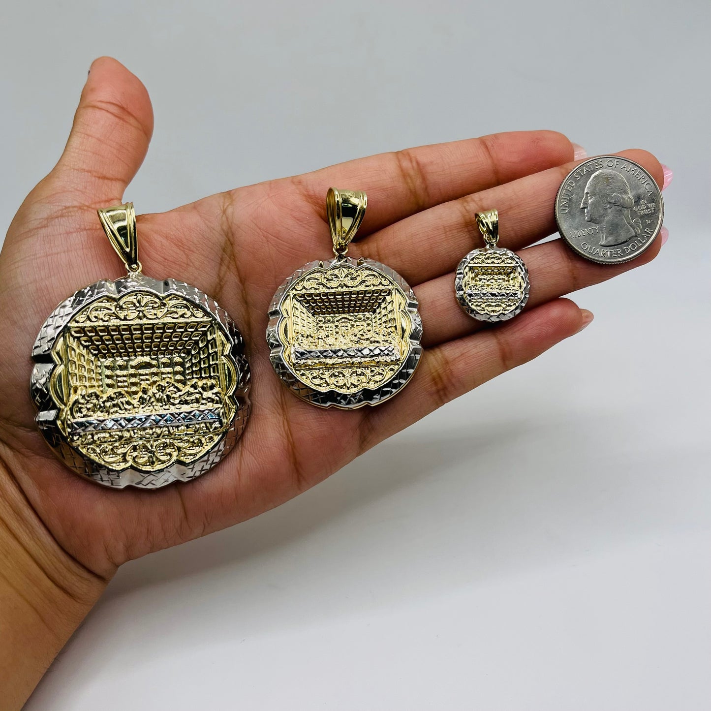 10k Gold Two- Tone Last supper Charm (L)