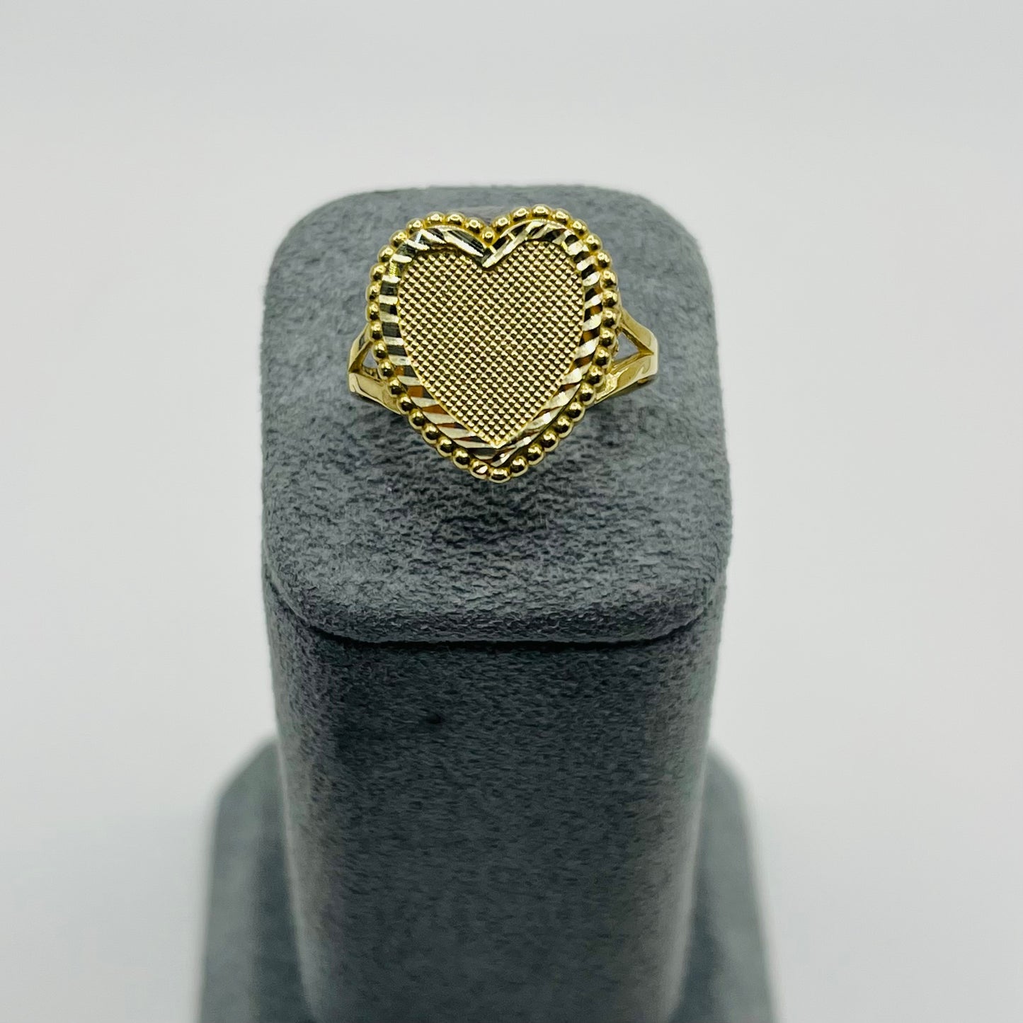 10K Gold Heart Ring with Textured Border