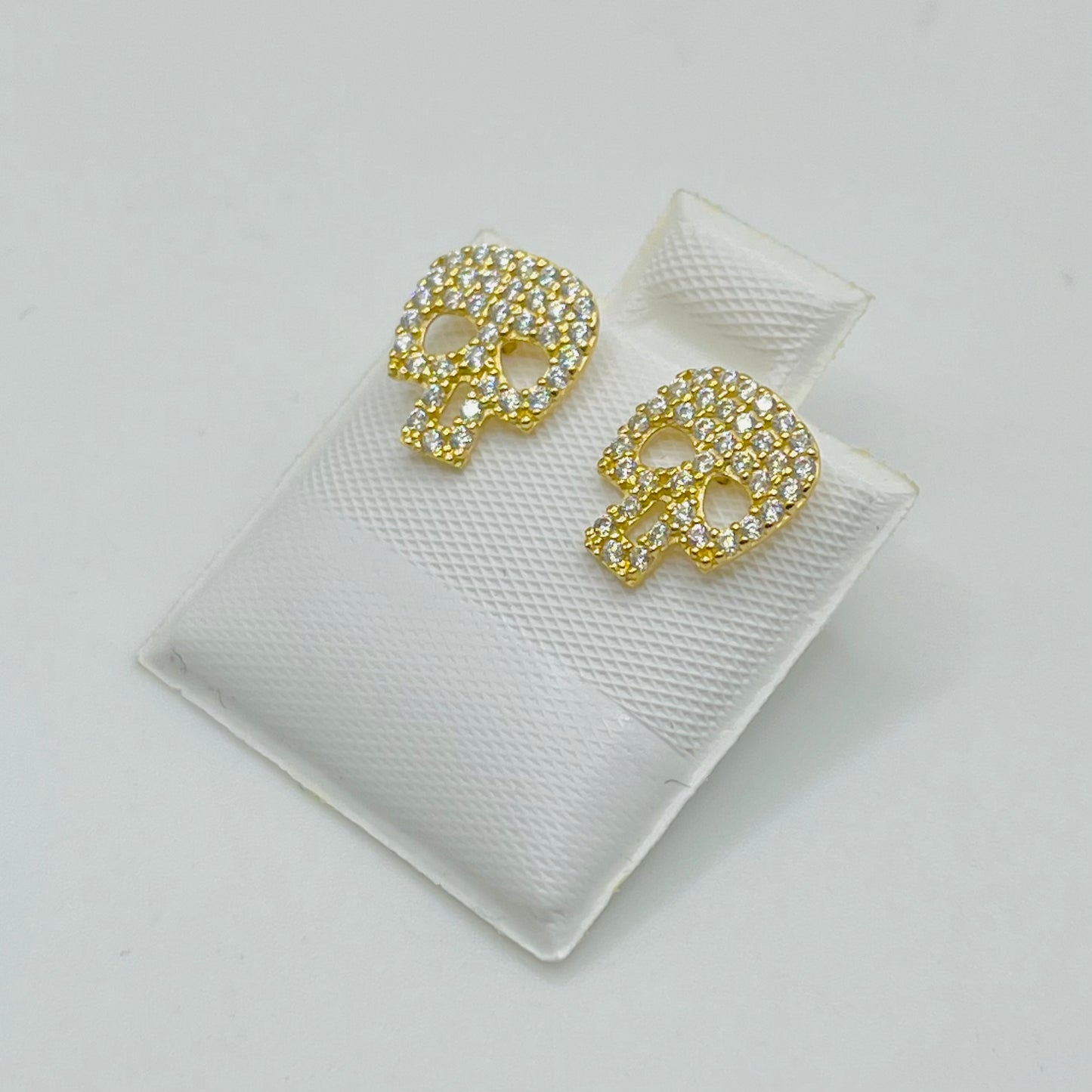 10k Gold Cz Skull Earrings (Screwback)