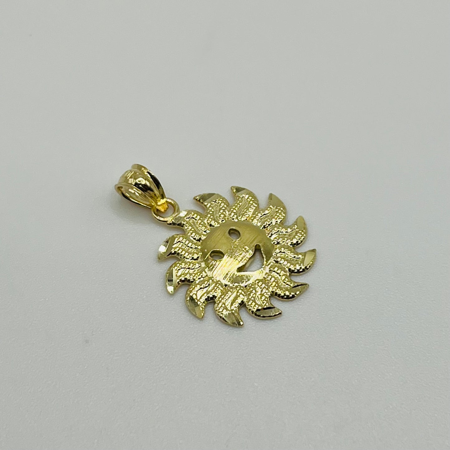 10k Gold Radiant Sun Charm