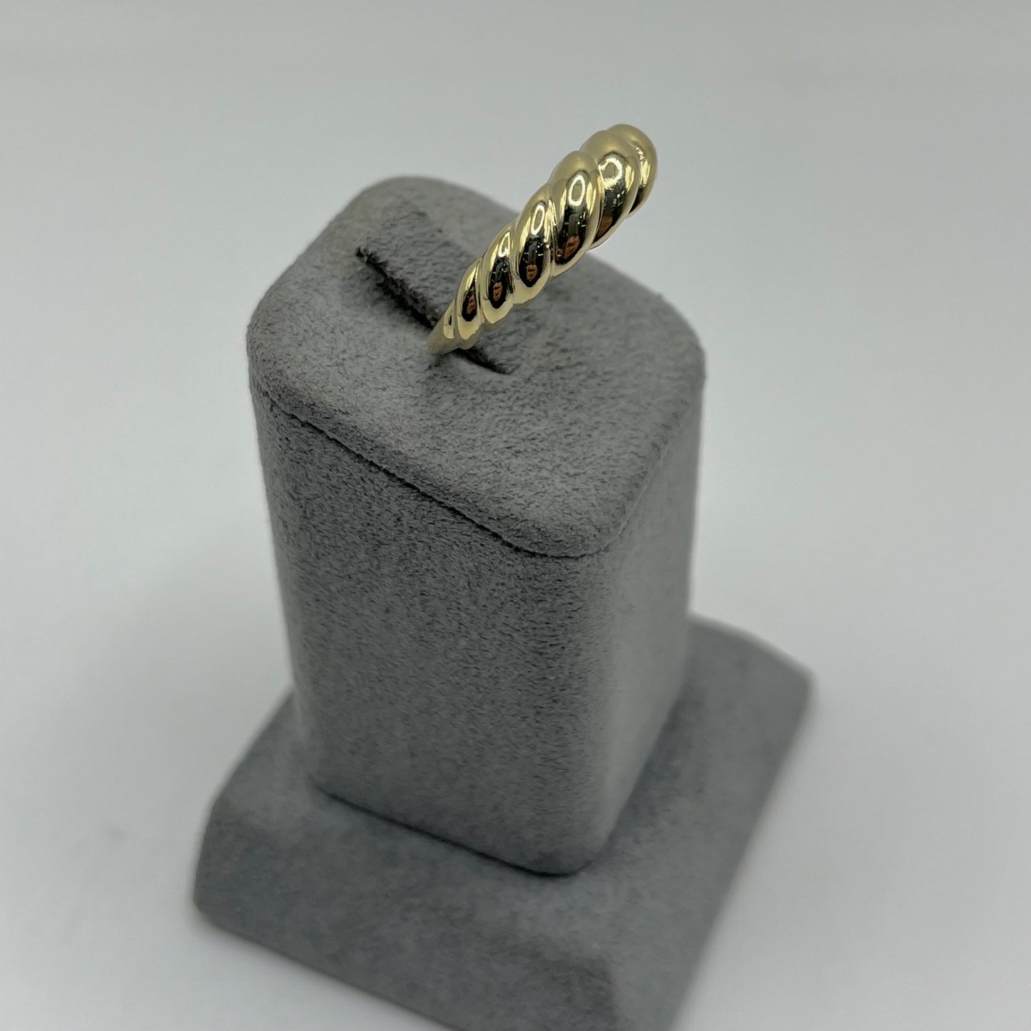 10k Gold Croissant Ring