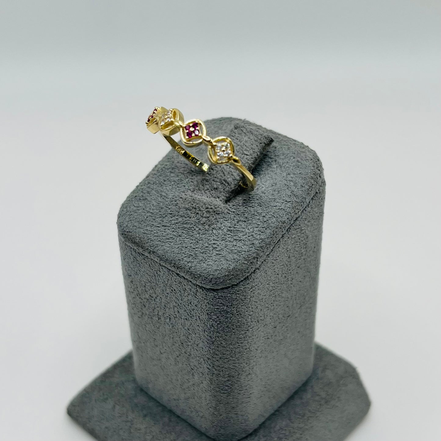 14k Gold Clover Cascade Ruby Ring