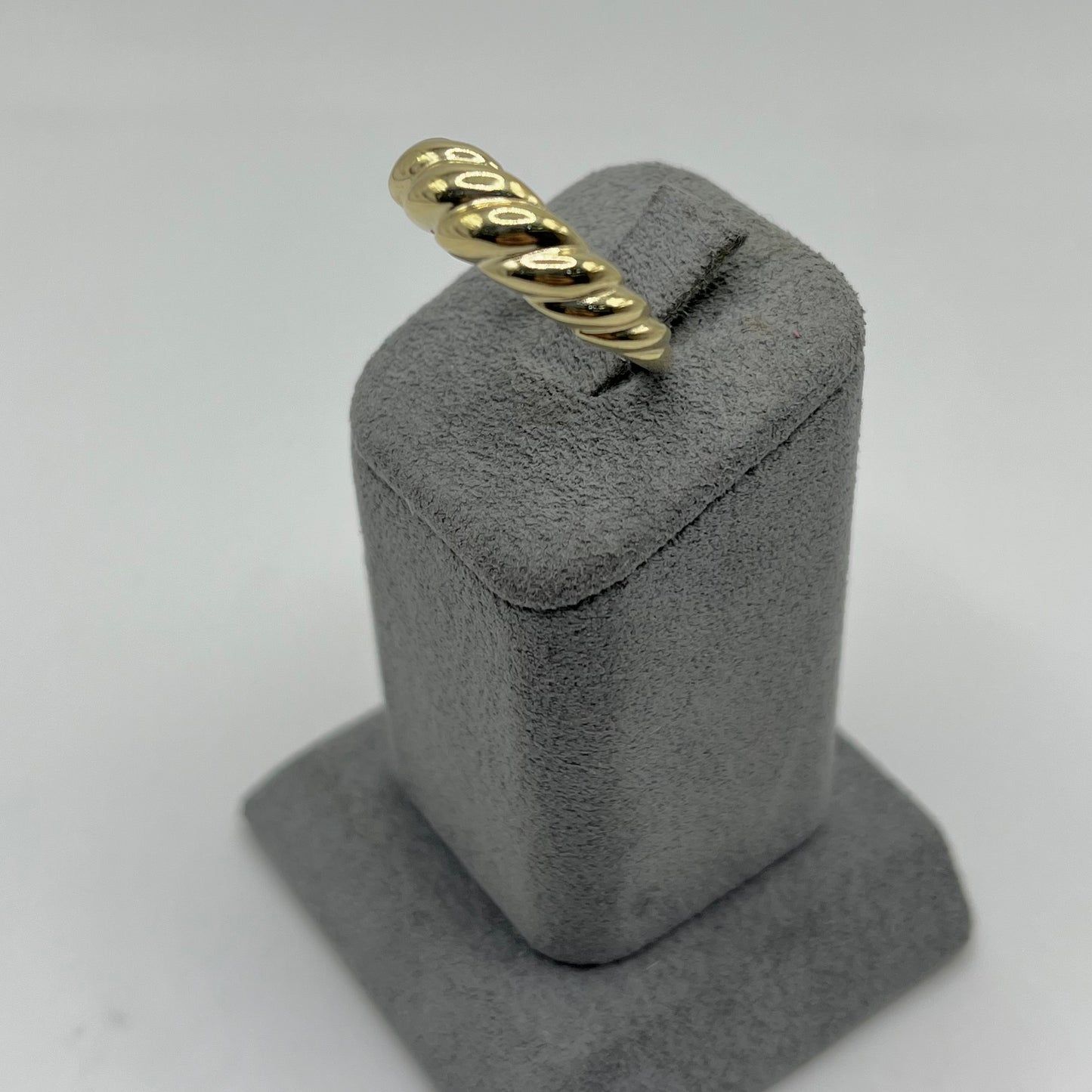 10k Gold Croissant Ring