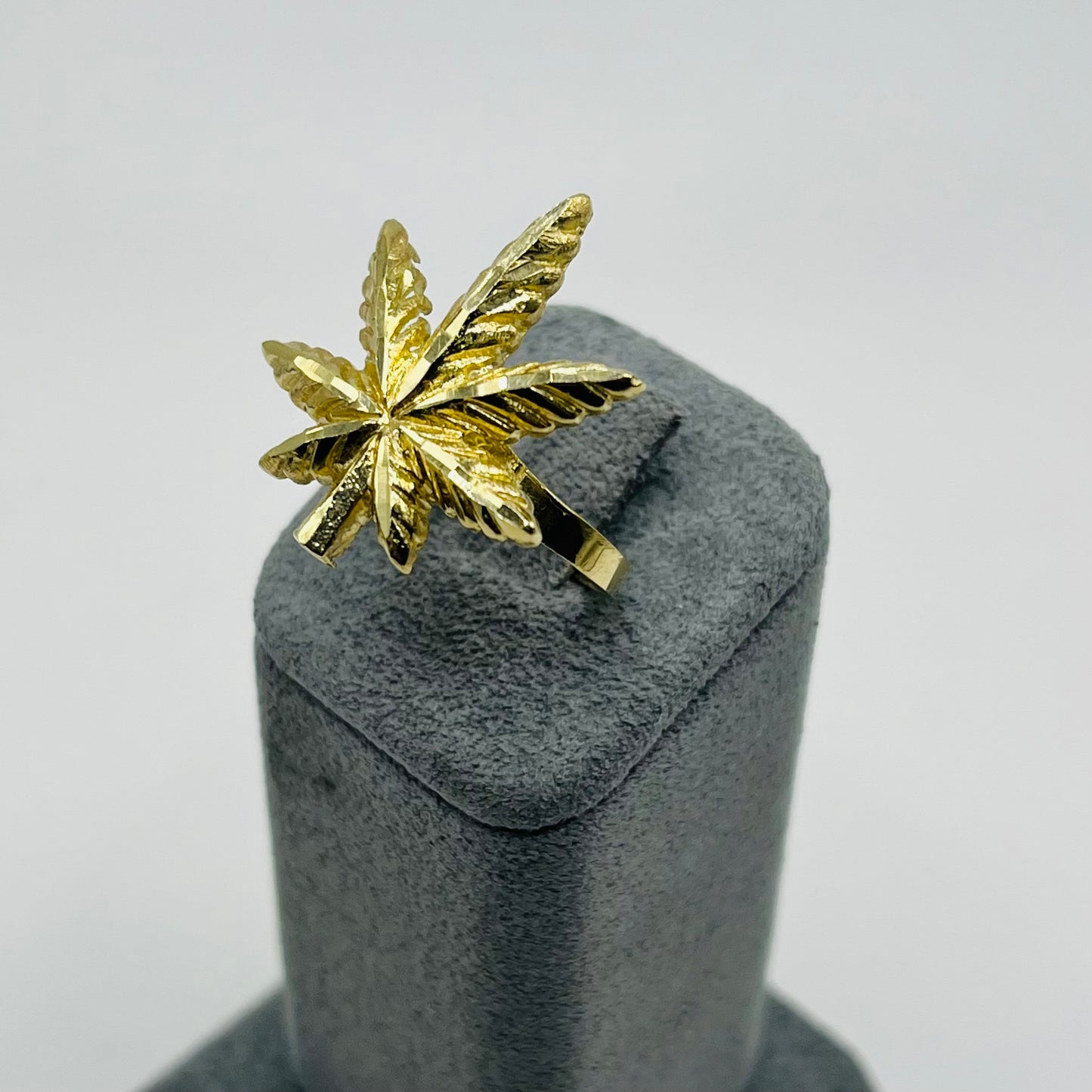10K Gold Mary Jane Ring
