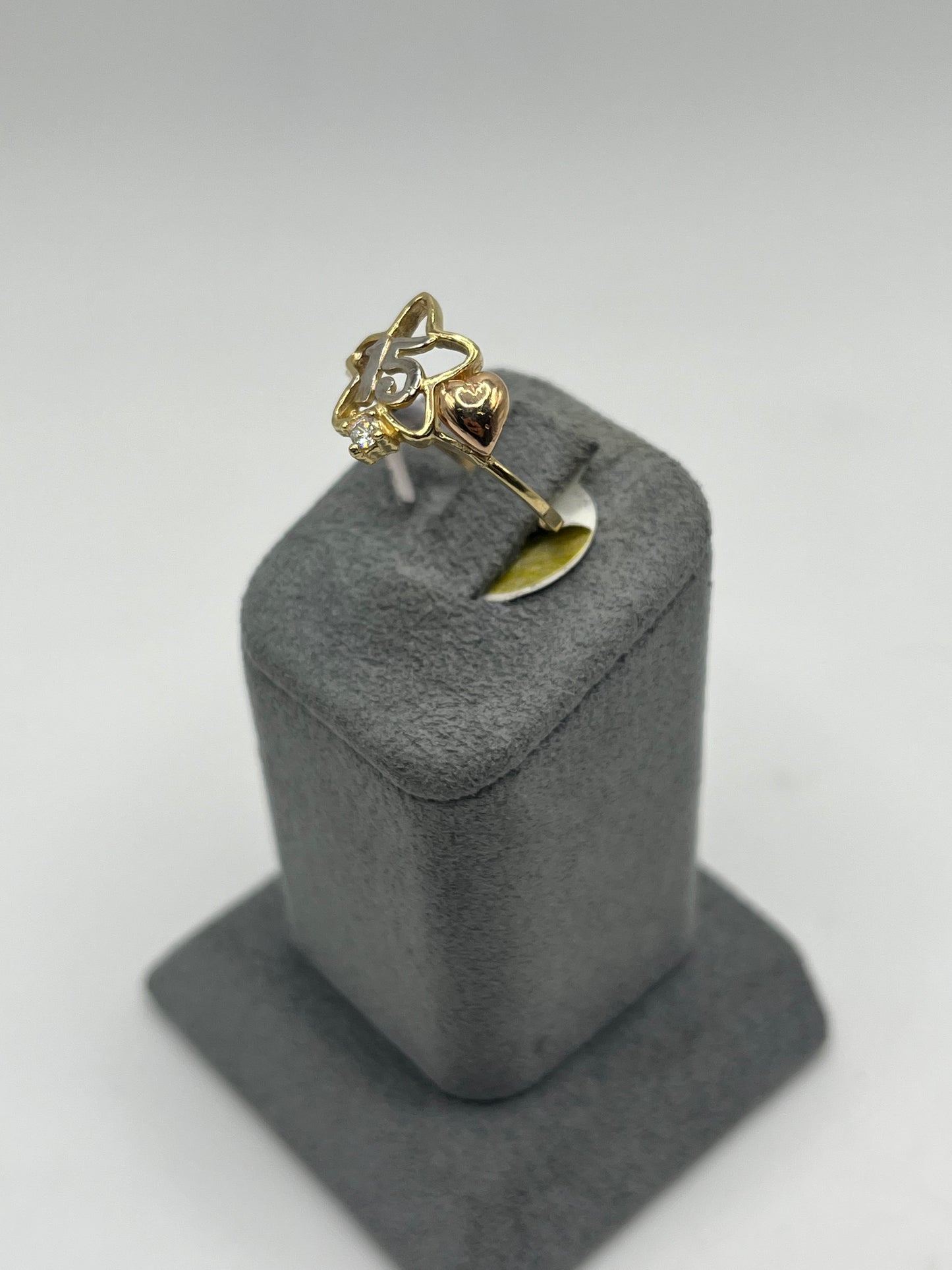 14k Stars Aligned Quince Ring