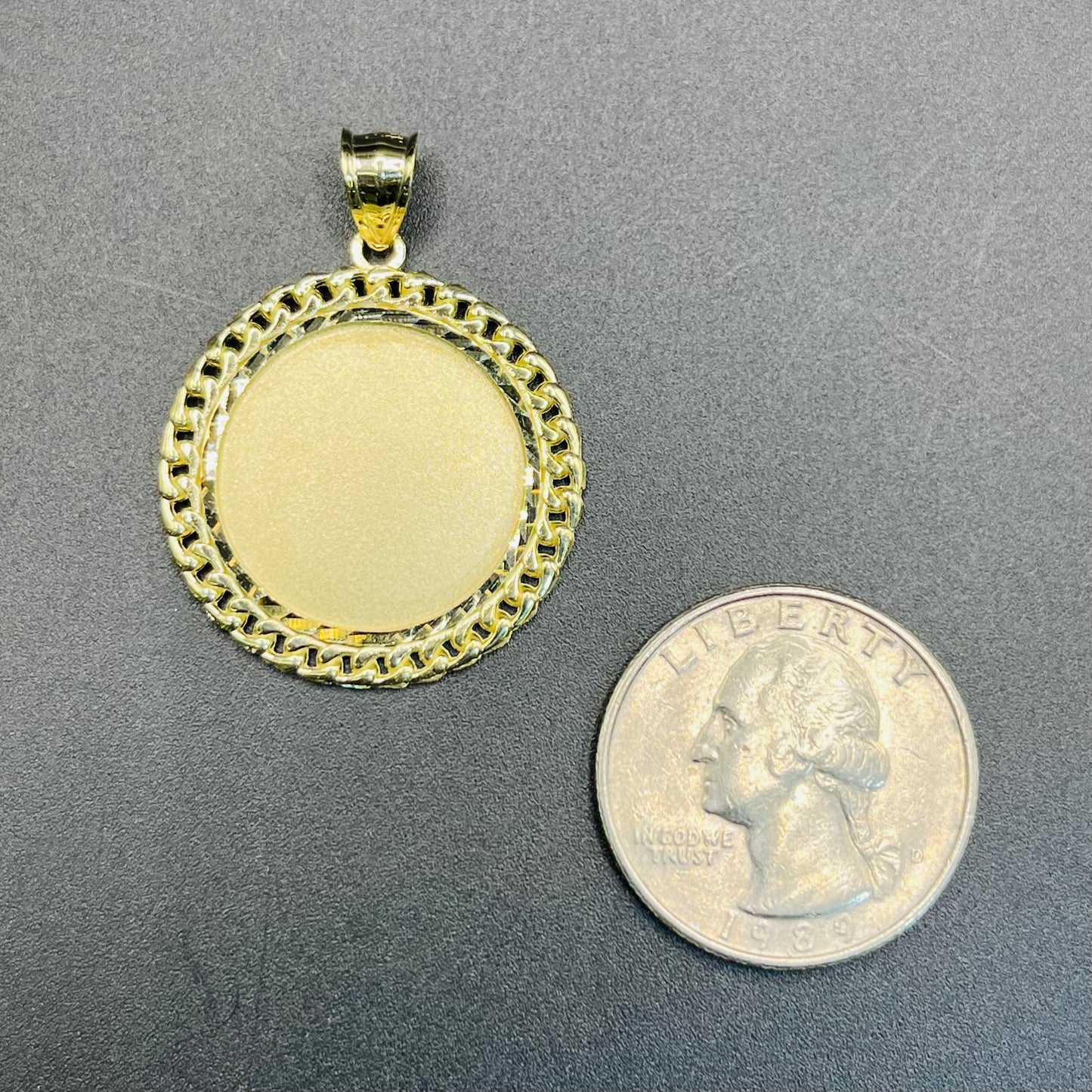 10k Gold Cuban Picture Pendant (SML)