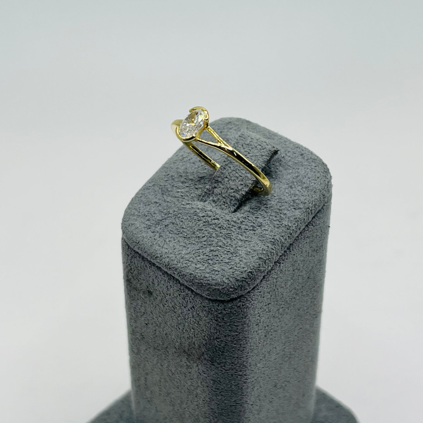14k Gold Natural Diamond Lumière Ring