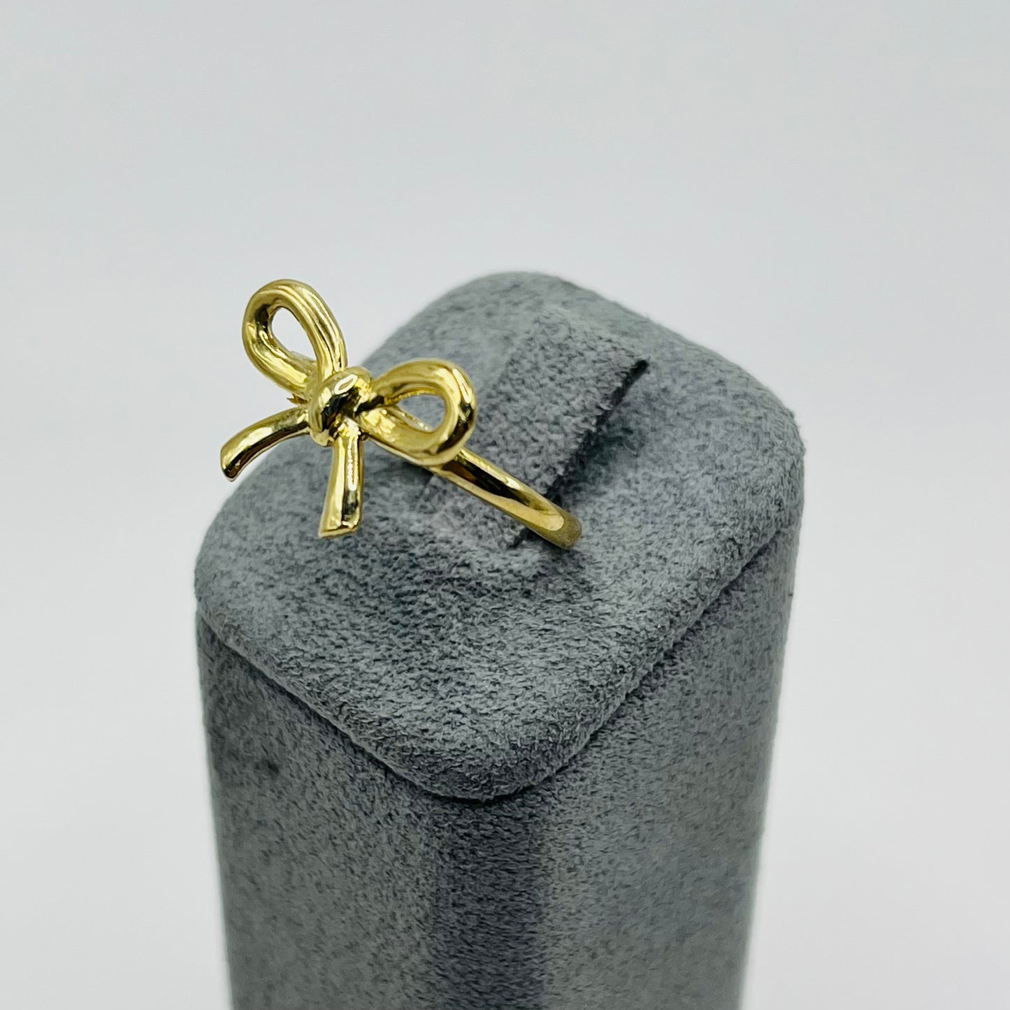 10K Gold Bow Ring