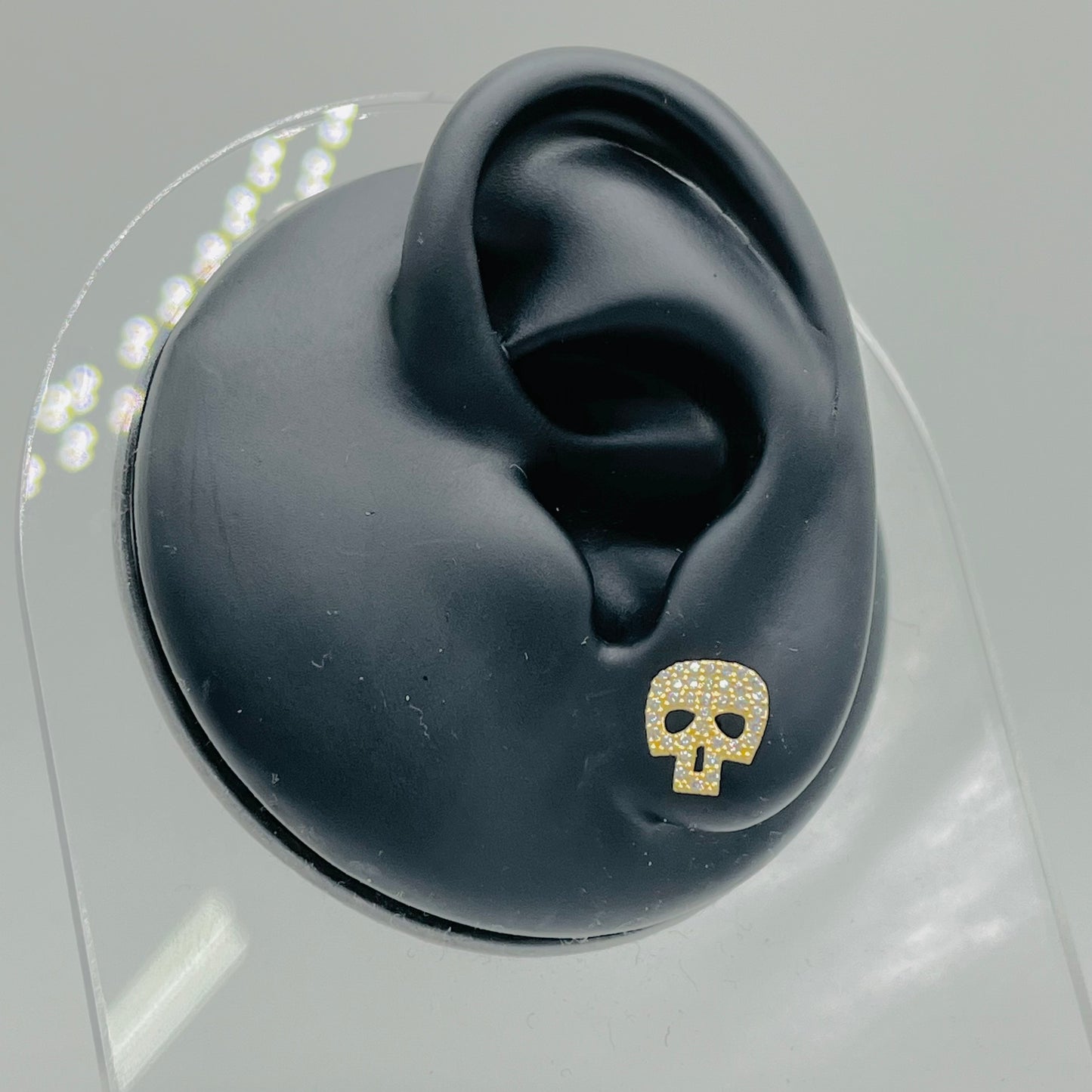 10k Gold Cz Skull Earrings (Screwback)