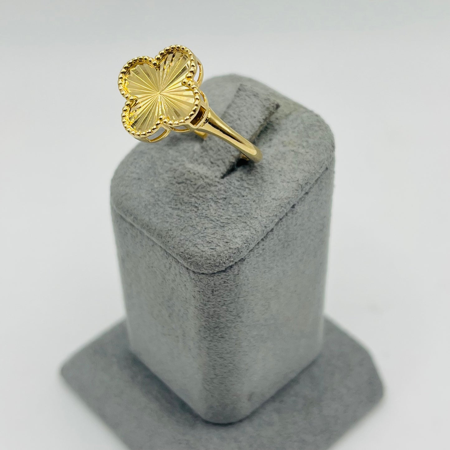14K Gold Fancy Clover Ring