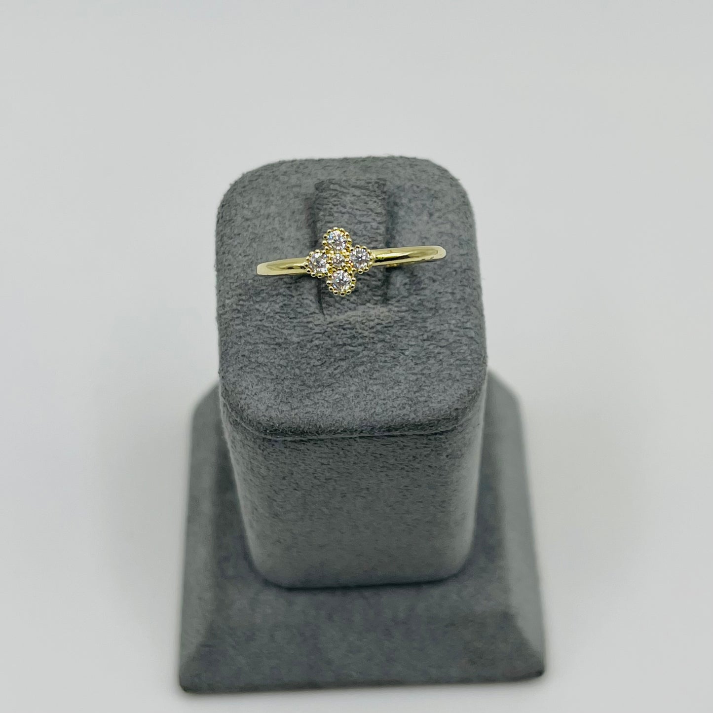 10k Gold Cz Ever-clover Ring