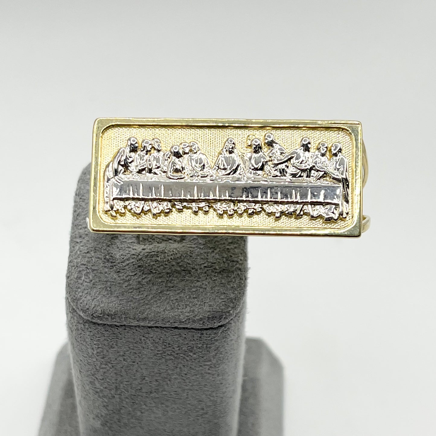 10K Gold Two Tone Two Finger Last Supper Ring