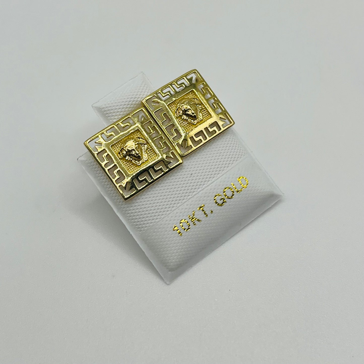 10k Gold Square Pattern Medusa