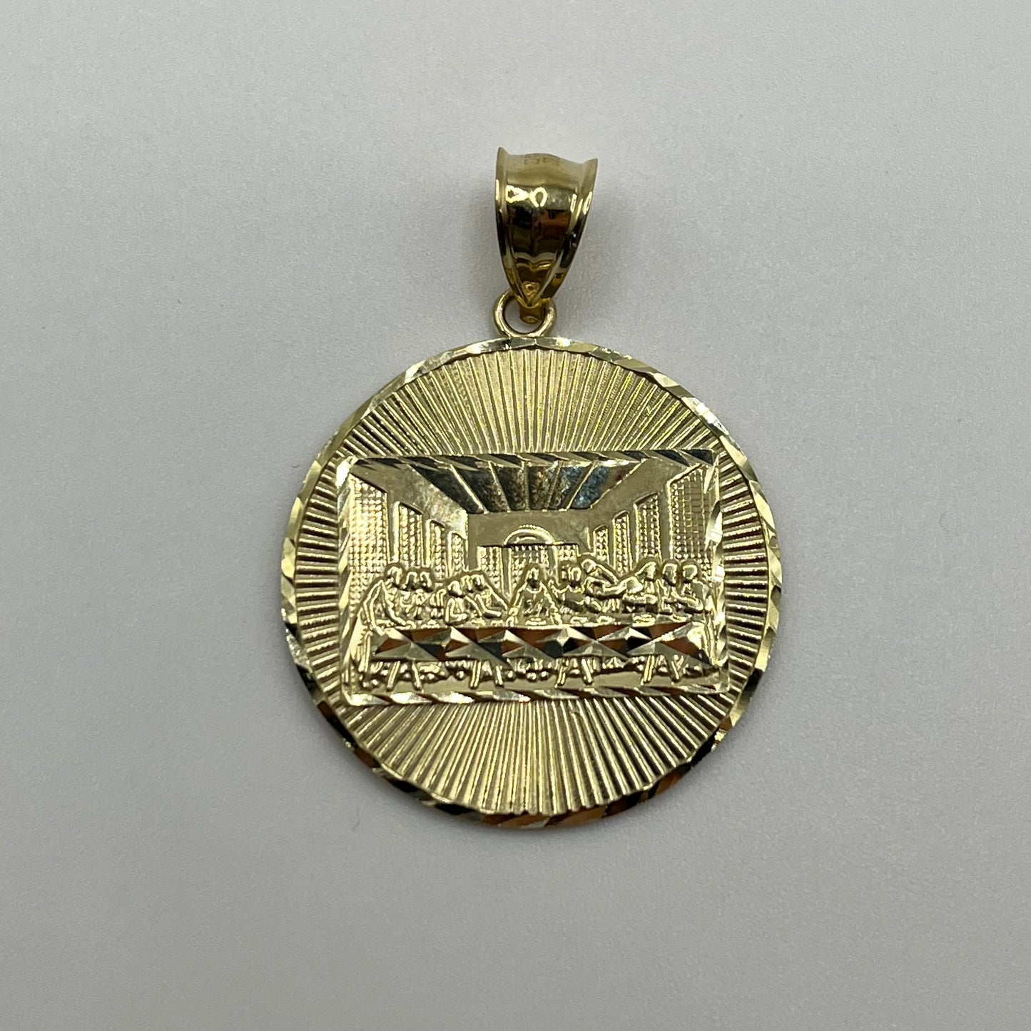 10K Gold Last Supper Pendant Shiny Round