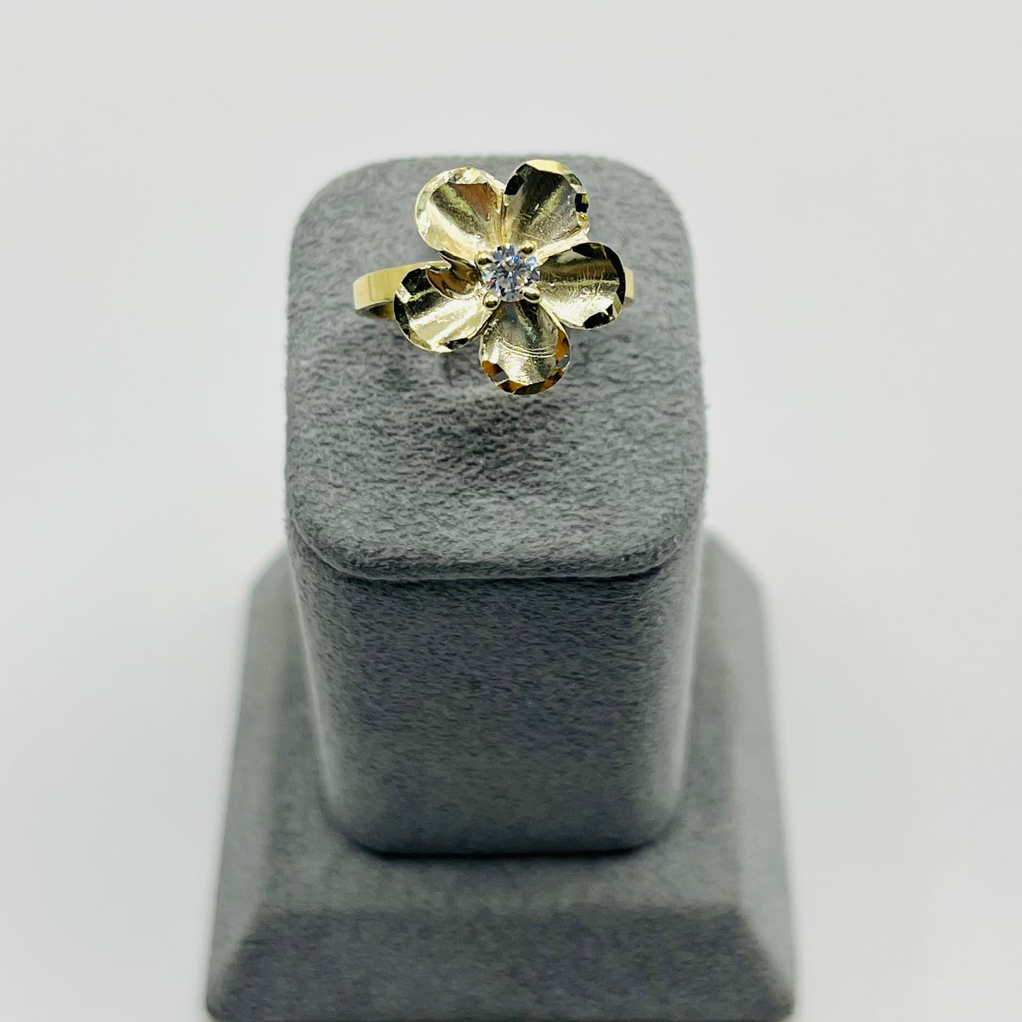 10k Gold Cz Hibiscus Flower Ring