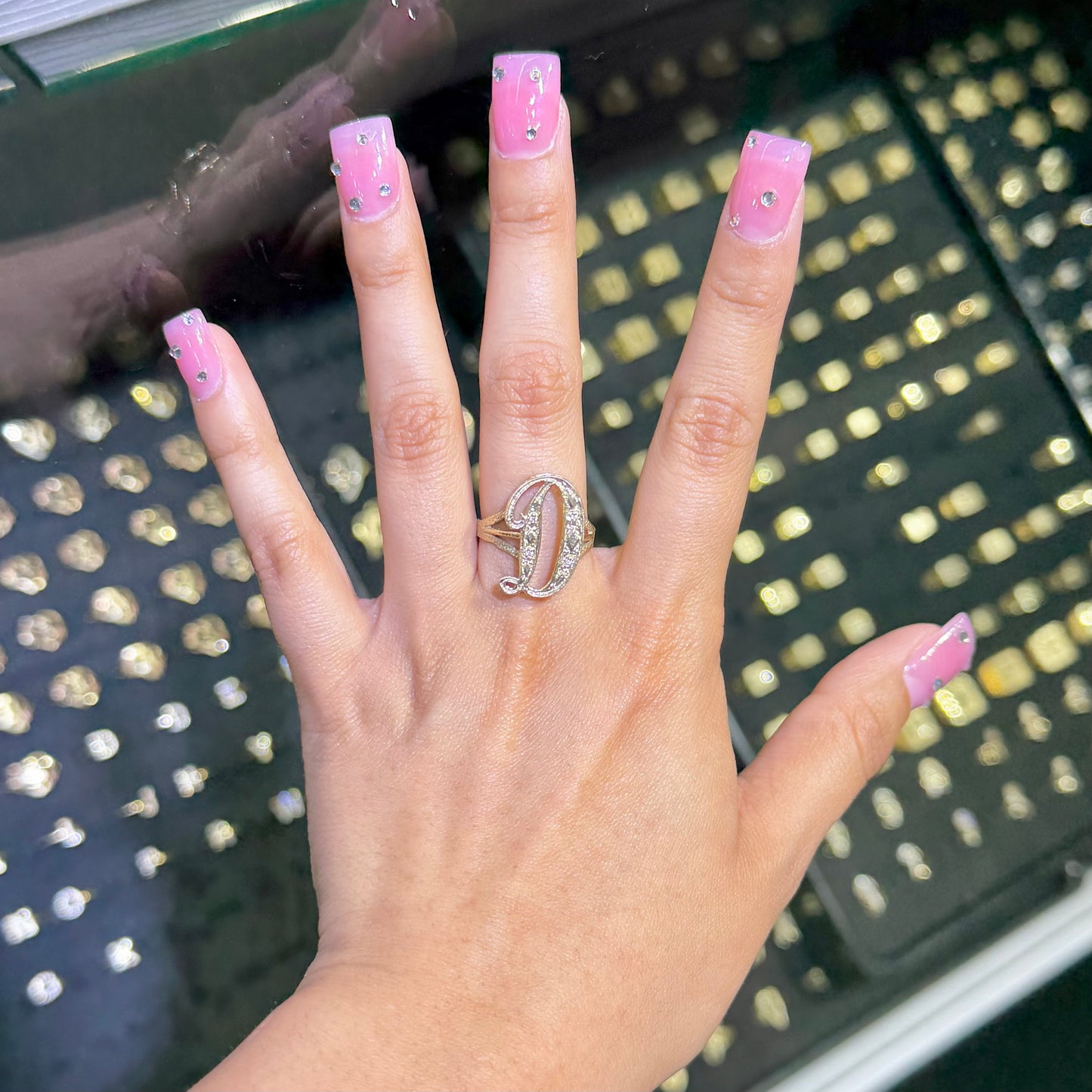 10k Gold 3-D Initial Ring (L)