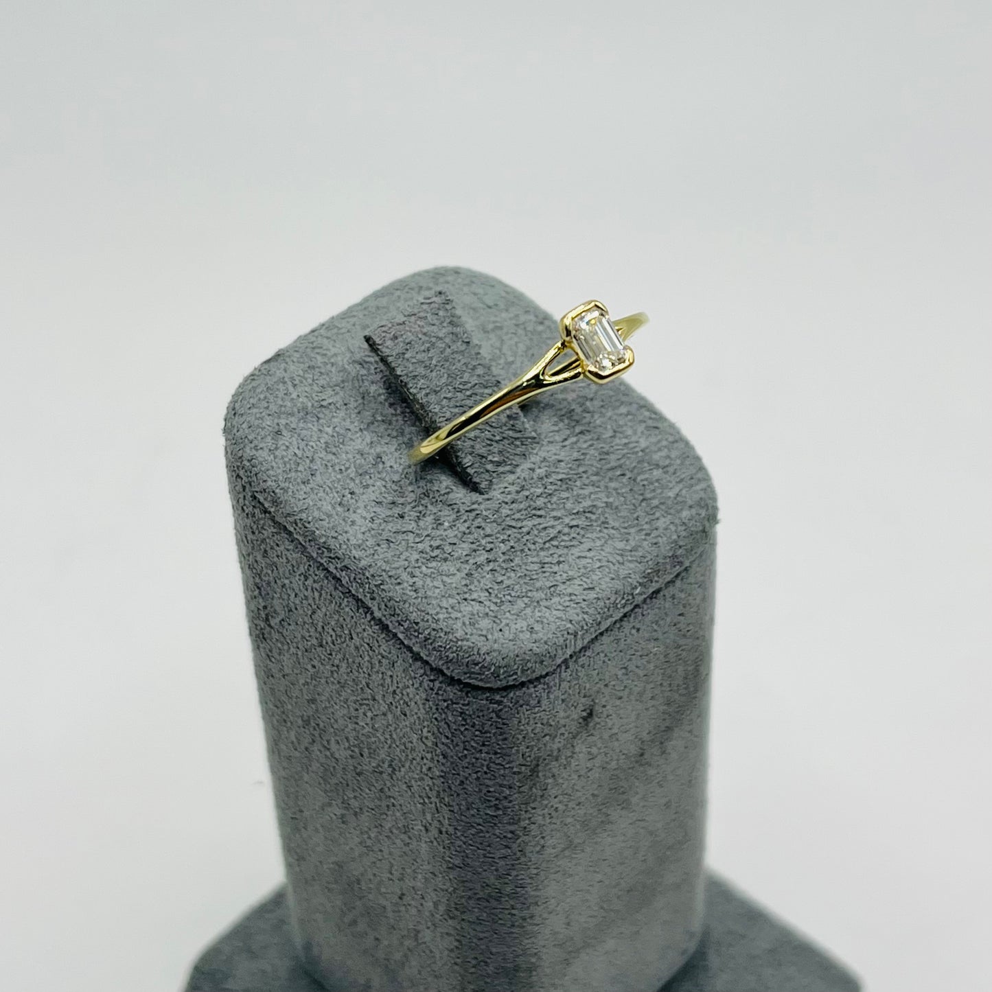 14k Gold Natural Diamond Seraphine Ring