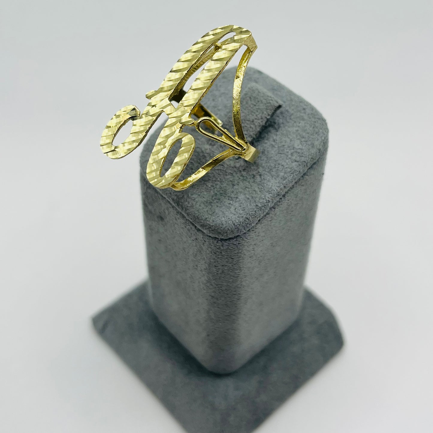10K Gold Classic Initial Ring (large)